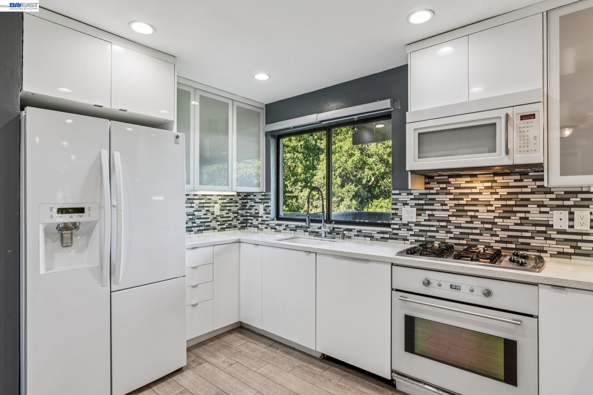 Detail Gallery Image 27 of 56 For 44 Hagen Oaks Ct, Alamo,  CA 94507 - 3 Beds | 2/1 Baths