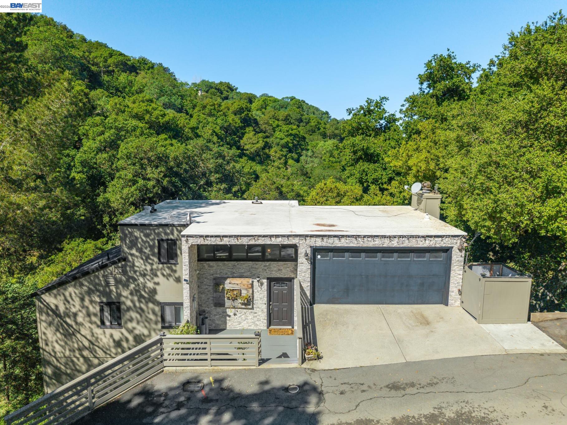 Detail Gallery Image 49 of 56 For 44 Hagen Oaks Ct, Alamo,  CA 94507 - 3 Beds | 2/1 Baths