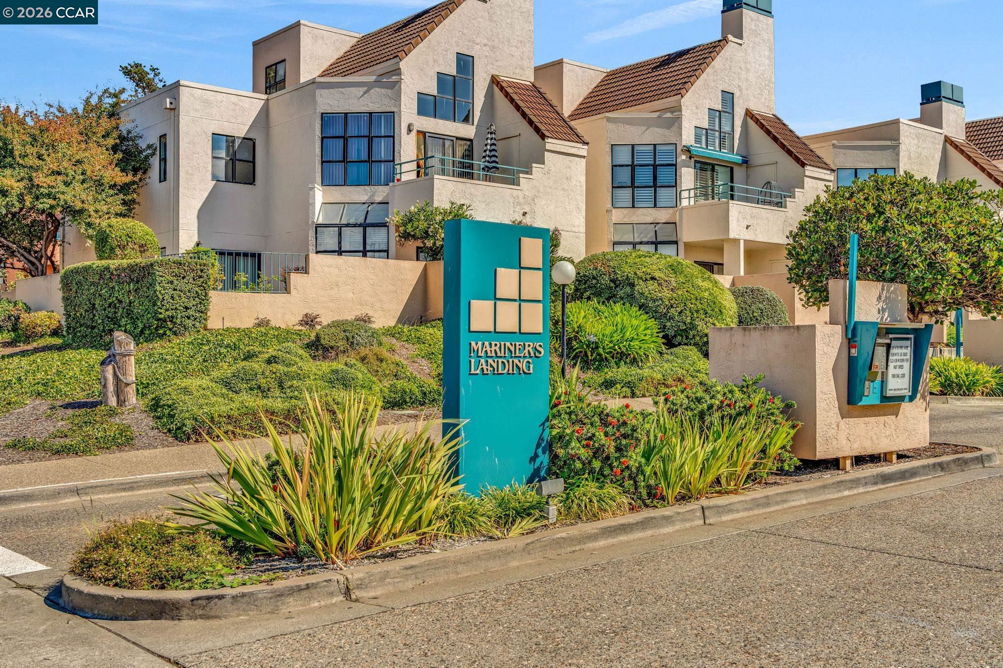 Detail Gallery Image 2 of 44 For 196 Nantucket Lane, Vallejo,  CA 94590 - 1 Beds | 1 Baths