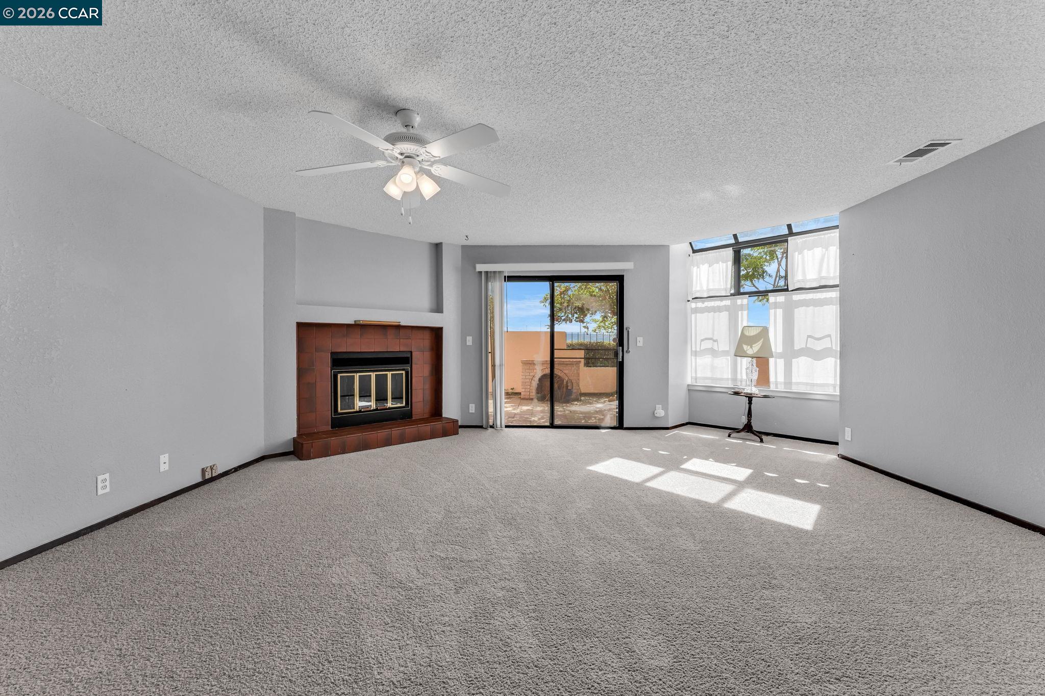 Detail Gallery Image 11 of 44 For 196 Nantucket Lane, Vallejo,  CA 94590 - 1 Beds | 1 Baths