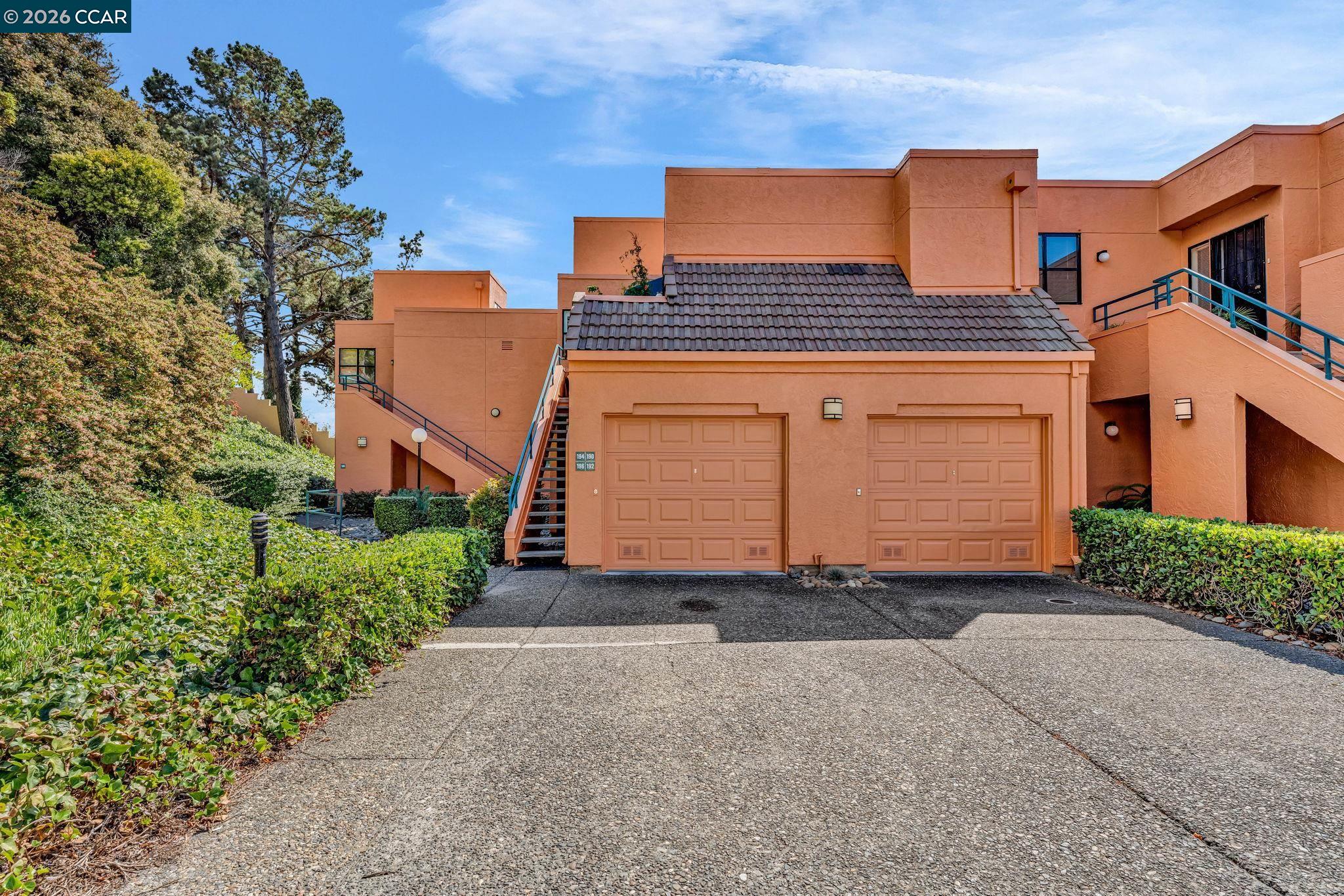 Detail Gallery Image 3 of 44 For 196 Nantucket Lane, Vallejo,  CA 94590 - 1 Beds | 1 Baths