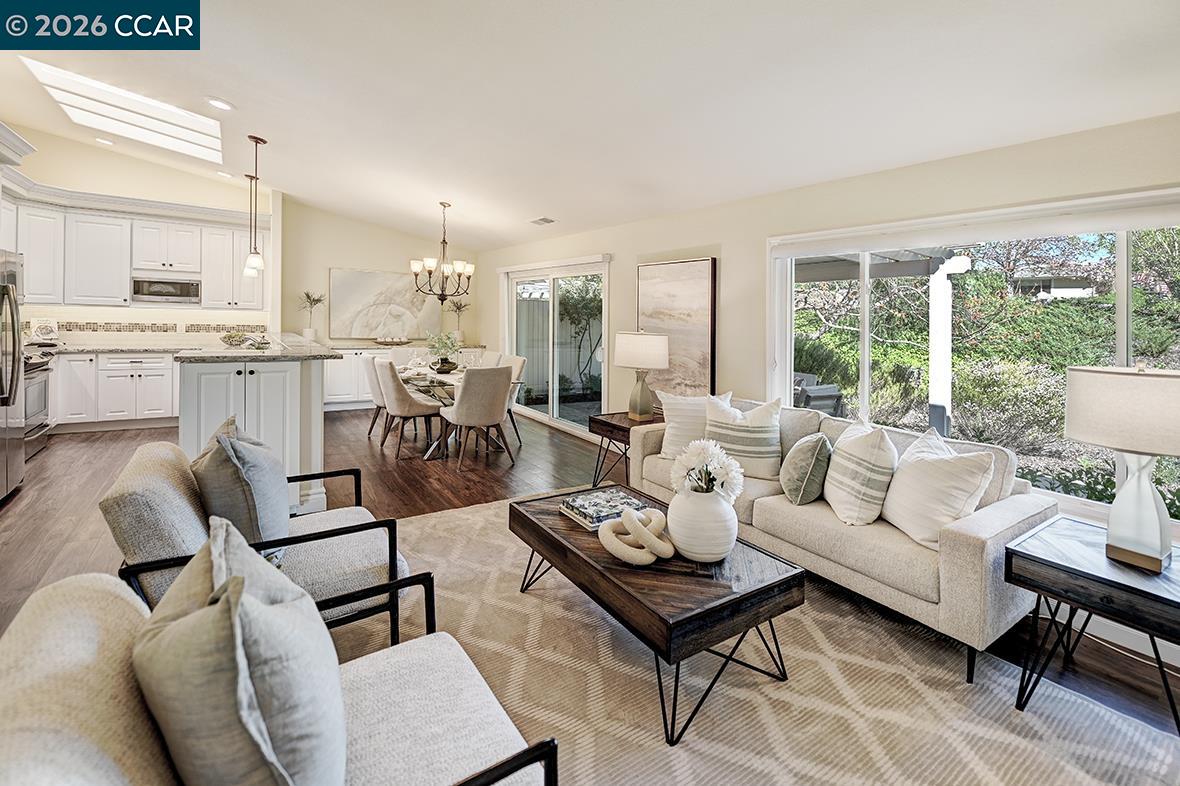 Photo #3: 41128405 Listing: Photo #3