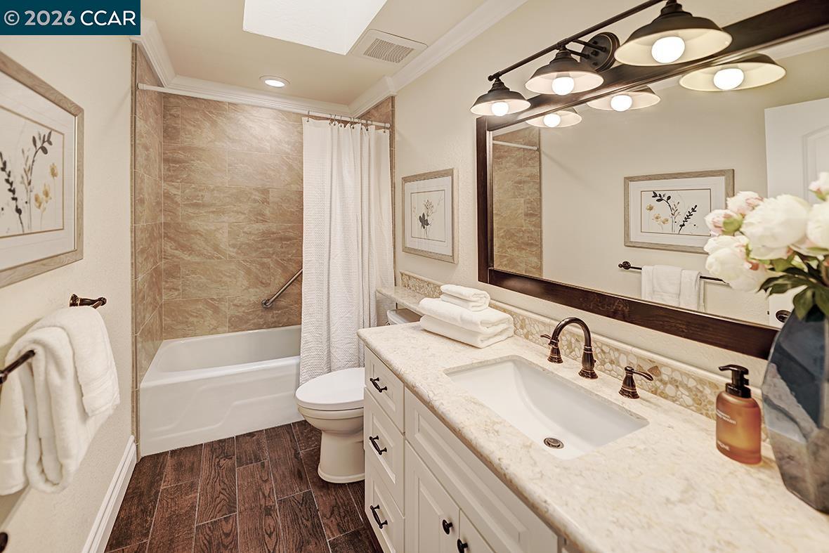 Photo #33: 41128405 Listing: Photo #33