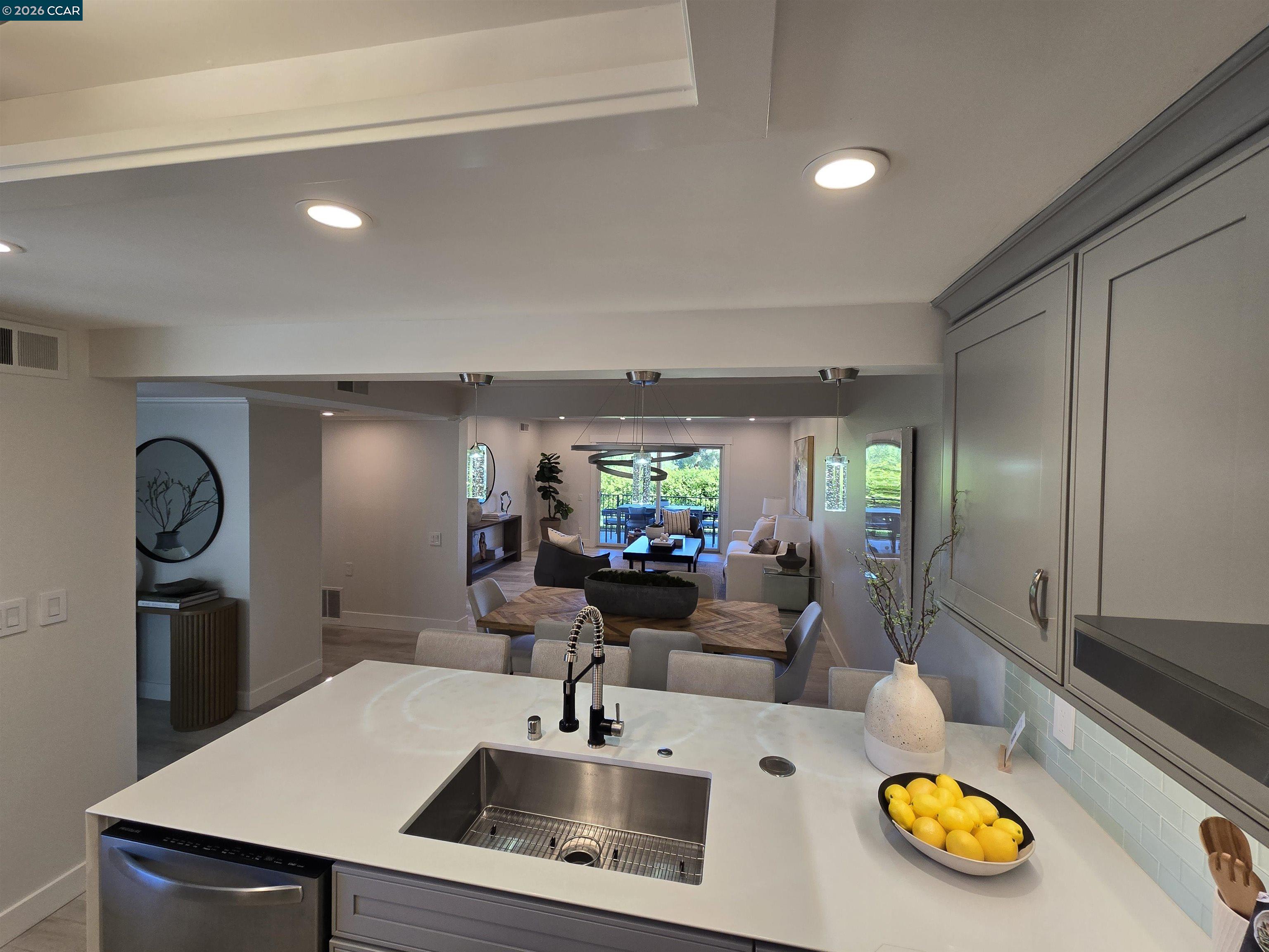 Detail Gallery Image 19 of 44 For 1124 Singingwood Ct #2,  Walnut Creek,  CA 94595 - 2 Beds | 2 Baths