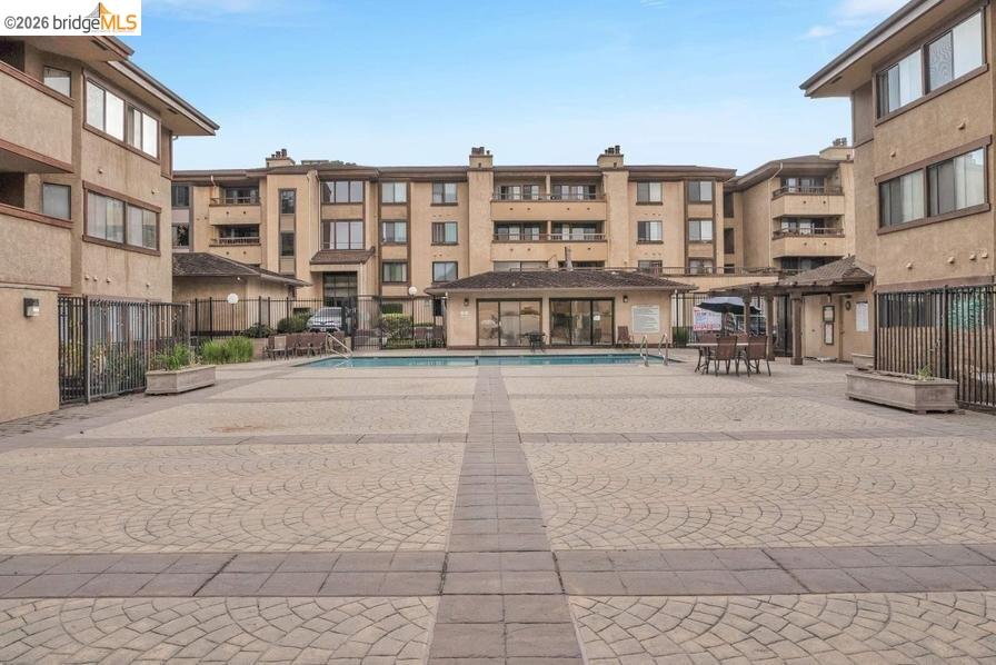 Photo #11: 41128409 Listing: Photo #11