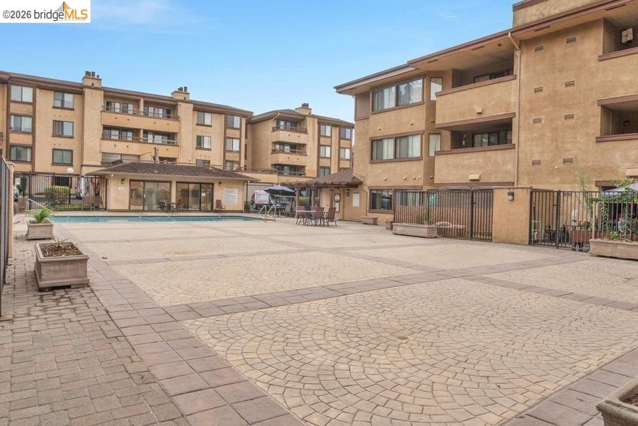 Photo #12: 41128409 Listing: Photo #12