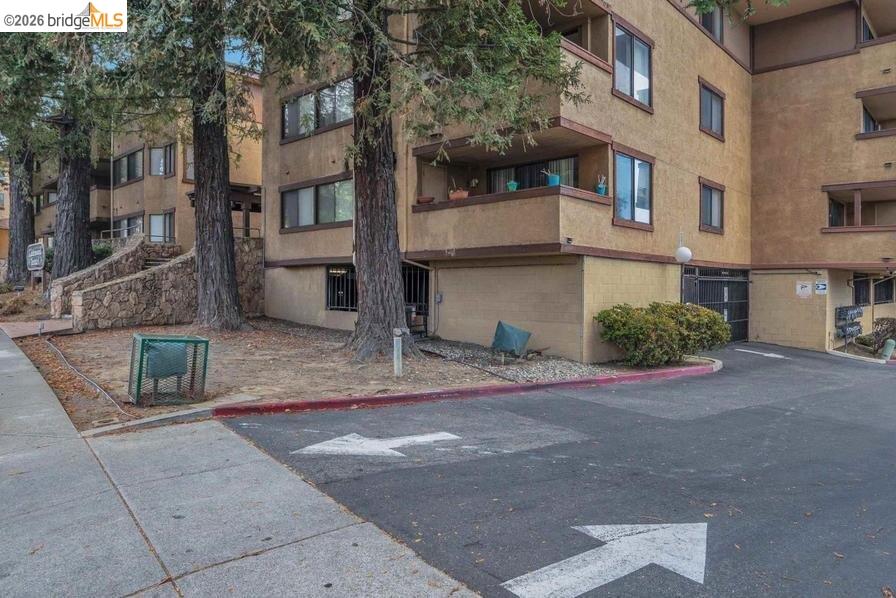 Photo #16: 41128409 Listing: Photo #16