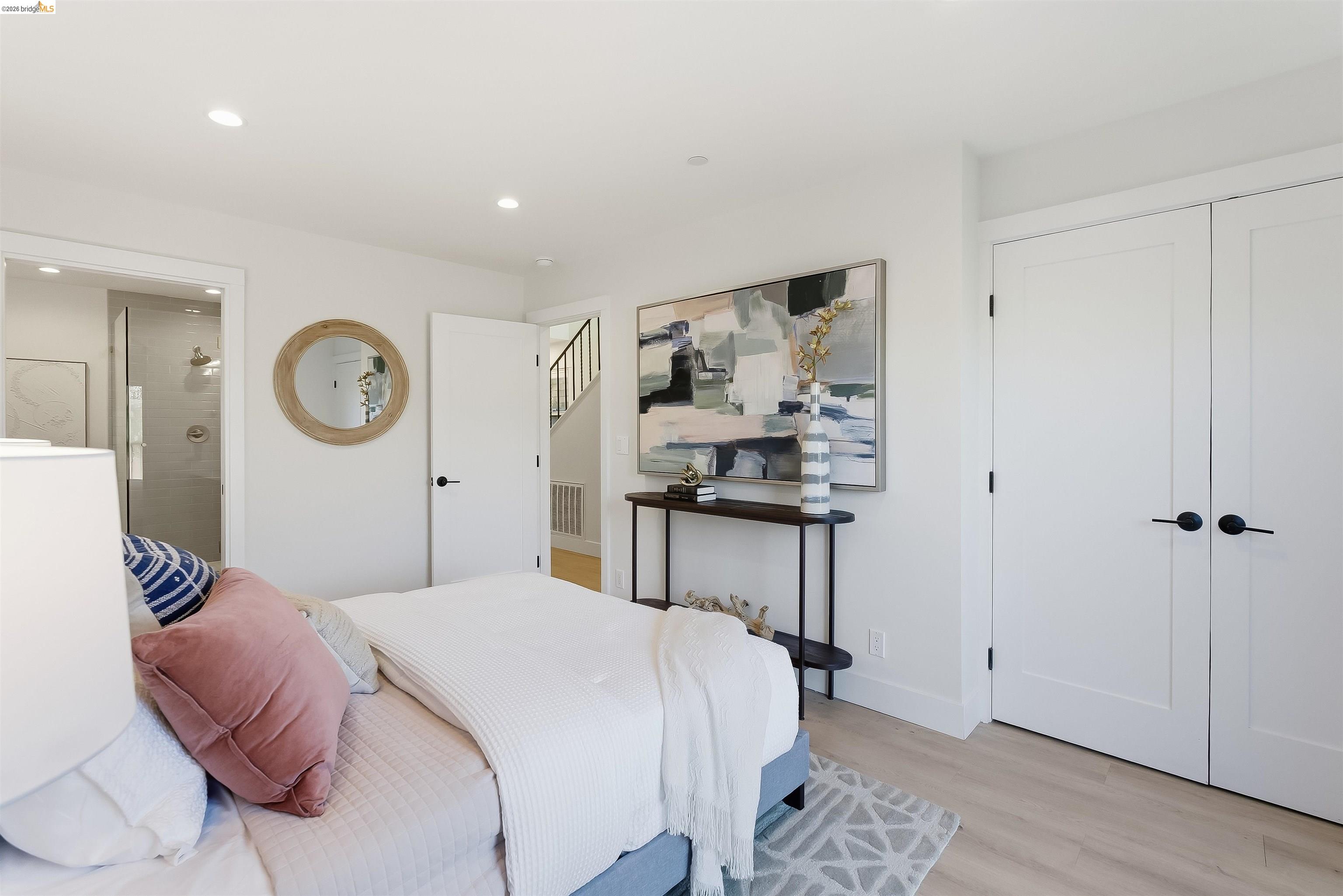 Detail Gallery Image 16 of 39 For 712 Masonic, Albany,  CA 94706 - 3 Beds | 2/1 Baths