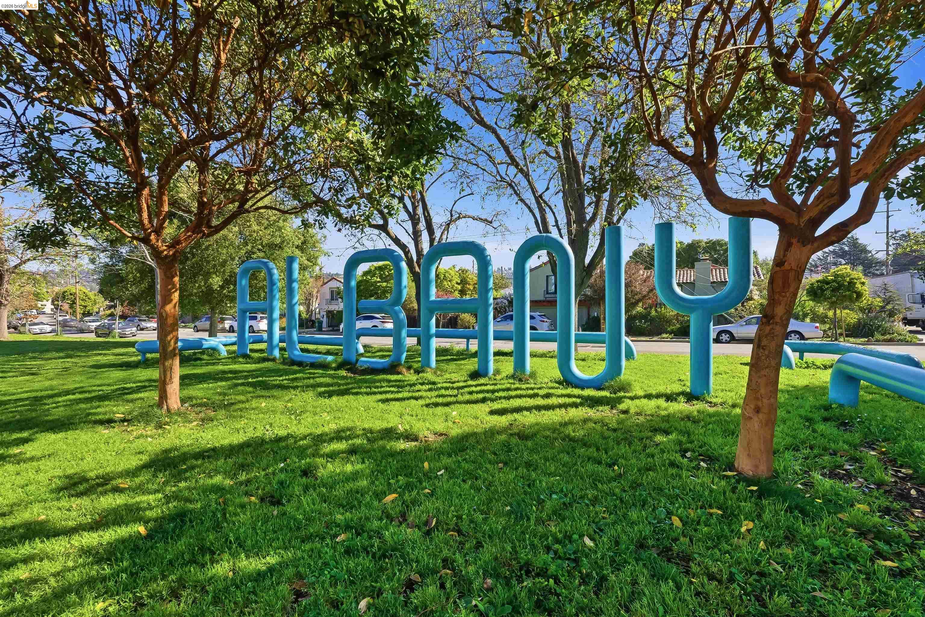 Detail Gallery Image 37 of 39 For 712 Masonic, Albany,  CA 94706 - 3 Beds | 2/1 Baths