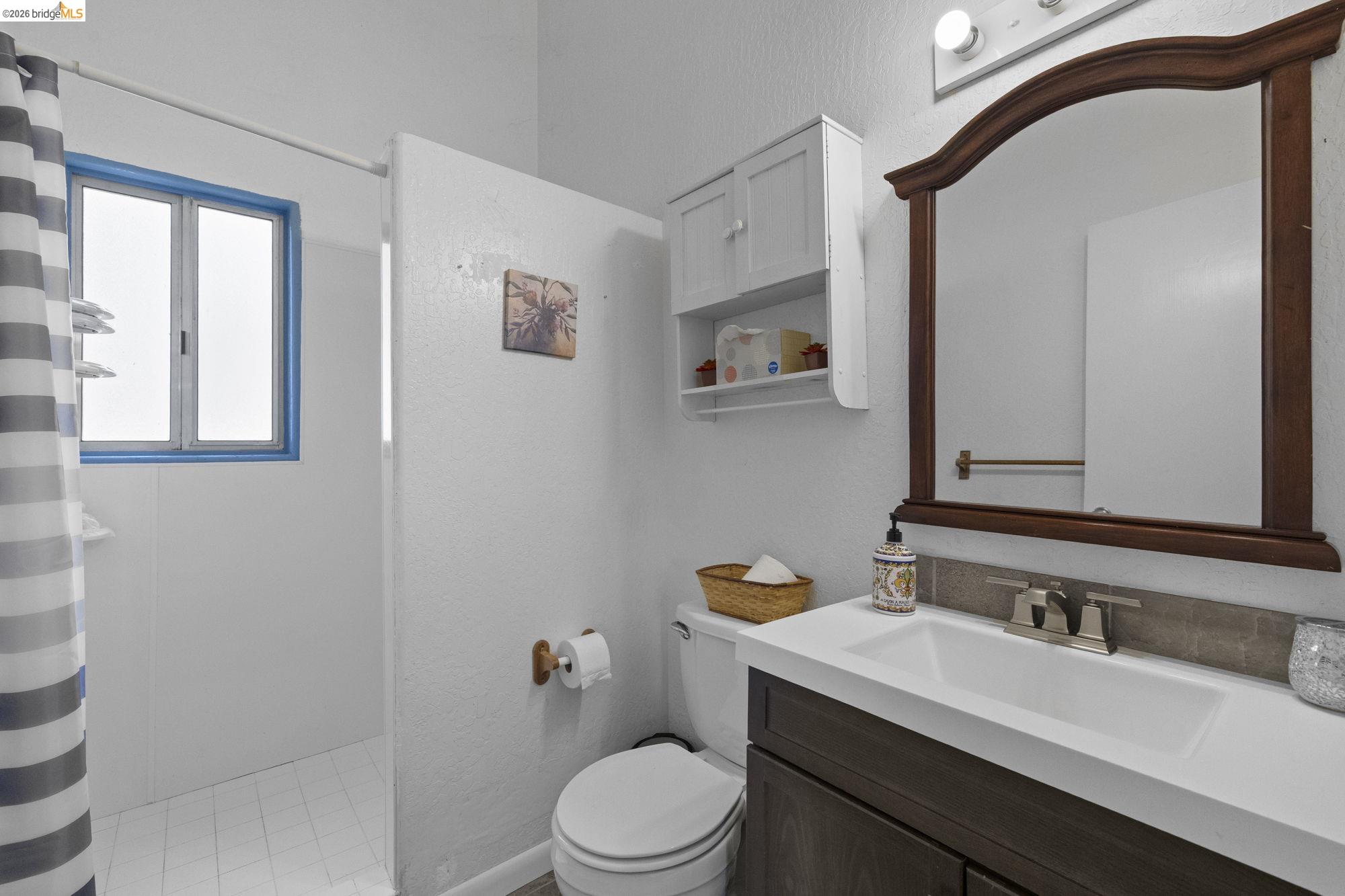 Detail Gallery Image 22 of 32 For 20165 Eastview Dr, Tuolumne,  CA 95379 - 2 Beds | 2 Baths