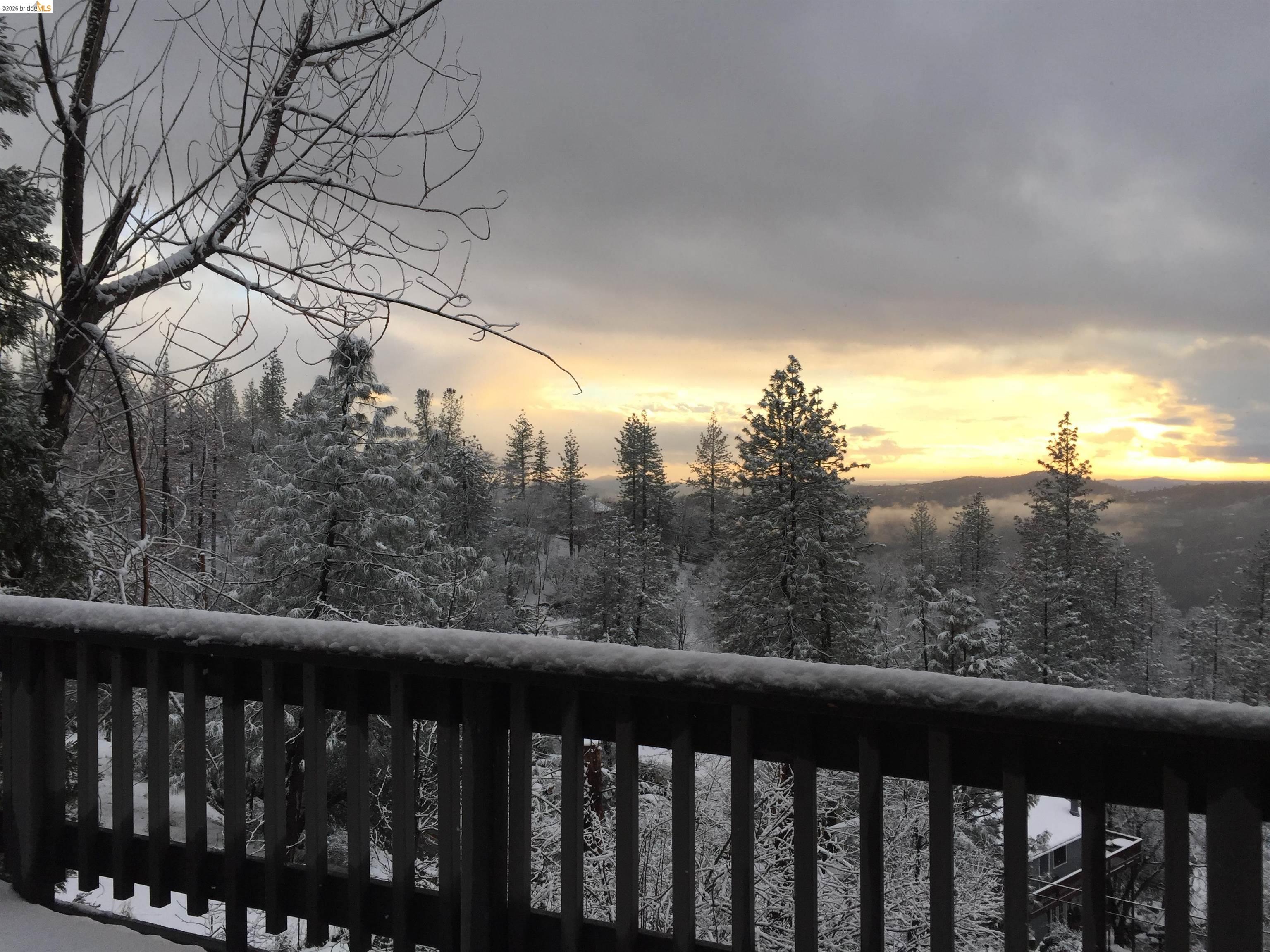 Detail Gallery Image 25 of 32 For 20165 Eastview Dr, Tuolumne,  CA 95379 - 2 Beds | 2 Baths