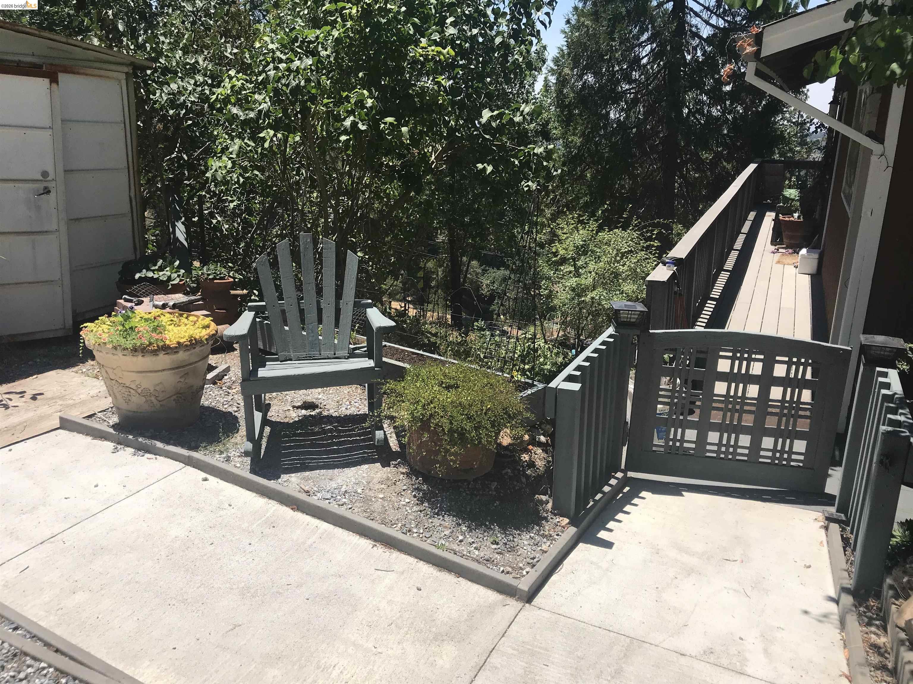 Detail Gallery Image 28 of 32 For 20165 Eastview Dr, Tuolumne,  CA 95379 - 2 Beds | 2 Baths