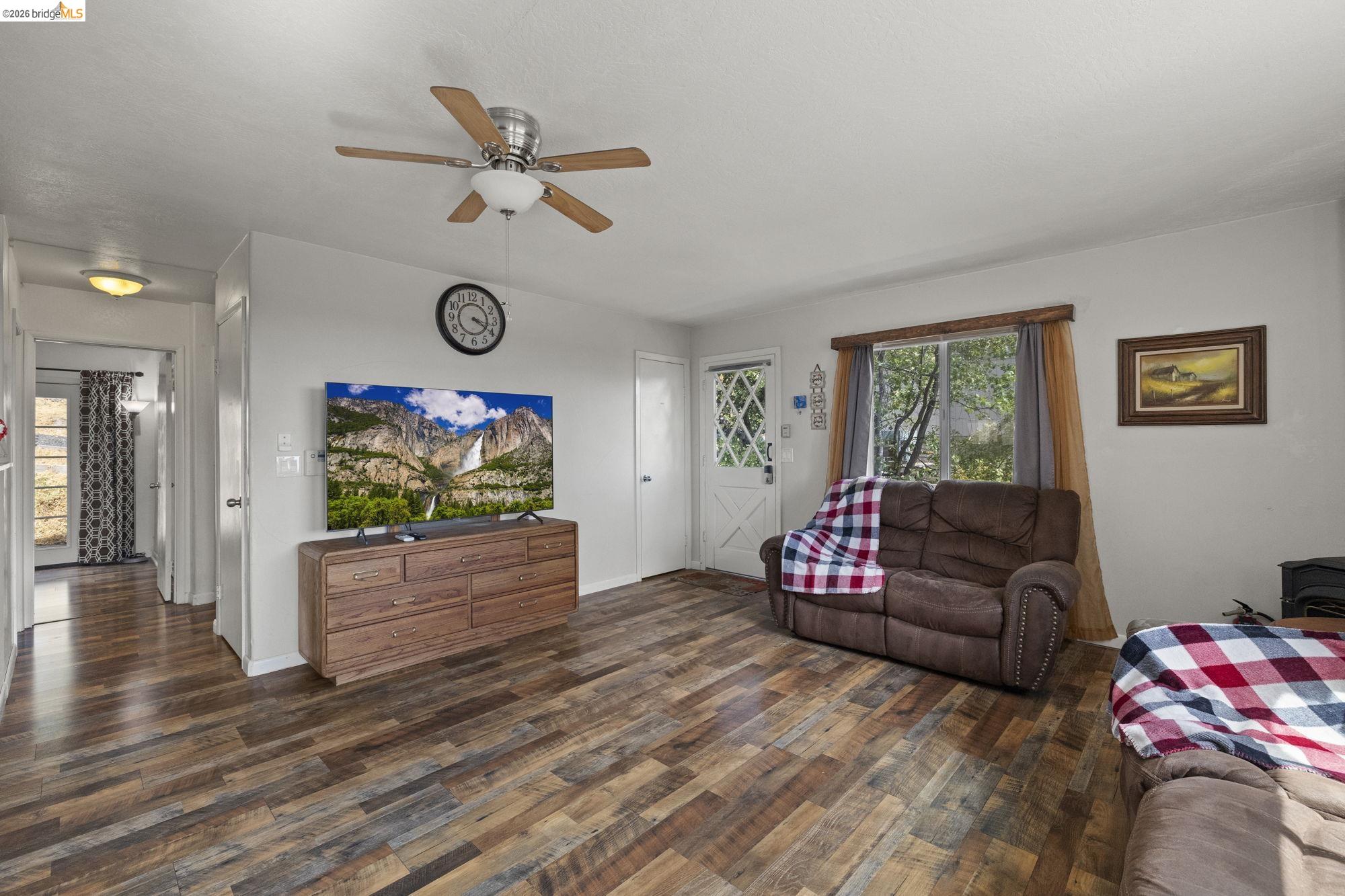 20165 Eastview Dr, Tuolumne, CA, 95379