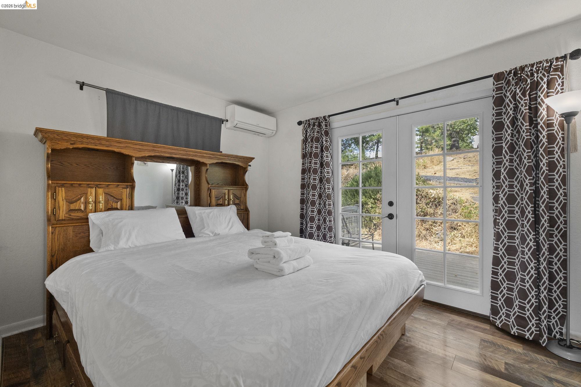 Detail Gallery Image 9 of 32 For 20165 Eastview Dr, Tuolumne,  CA 95379 - 2 Beds | 2 Baths