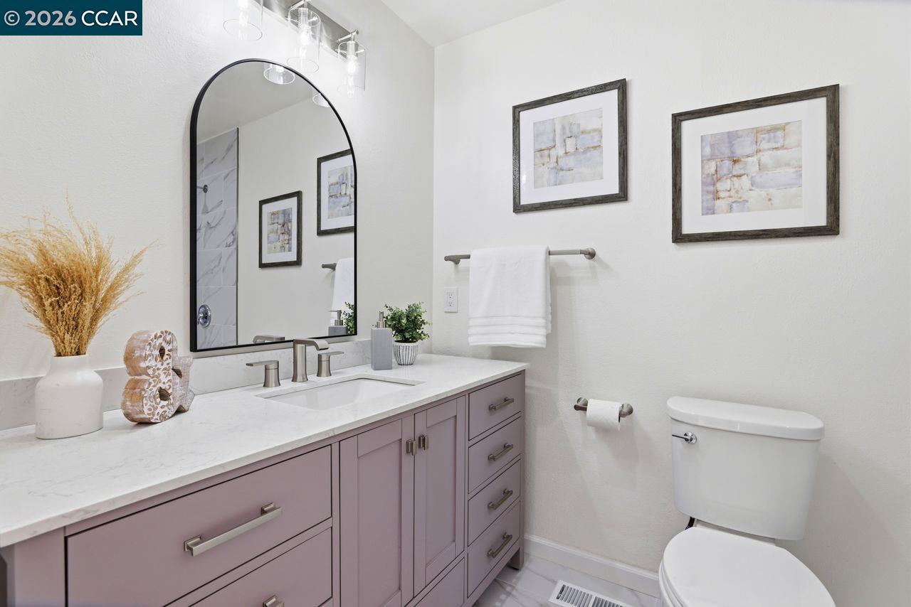 Detail Gallery Image 21 of 27 For 221 Tangerine Ct, San Ramon,  CA 94583 - 2 Beds | 2 Baths