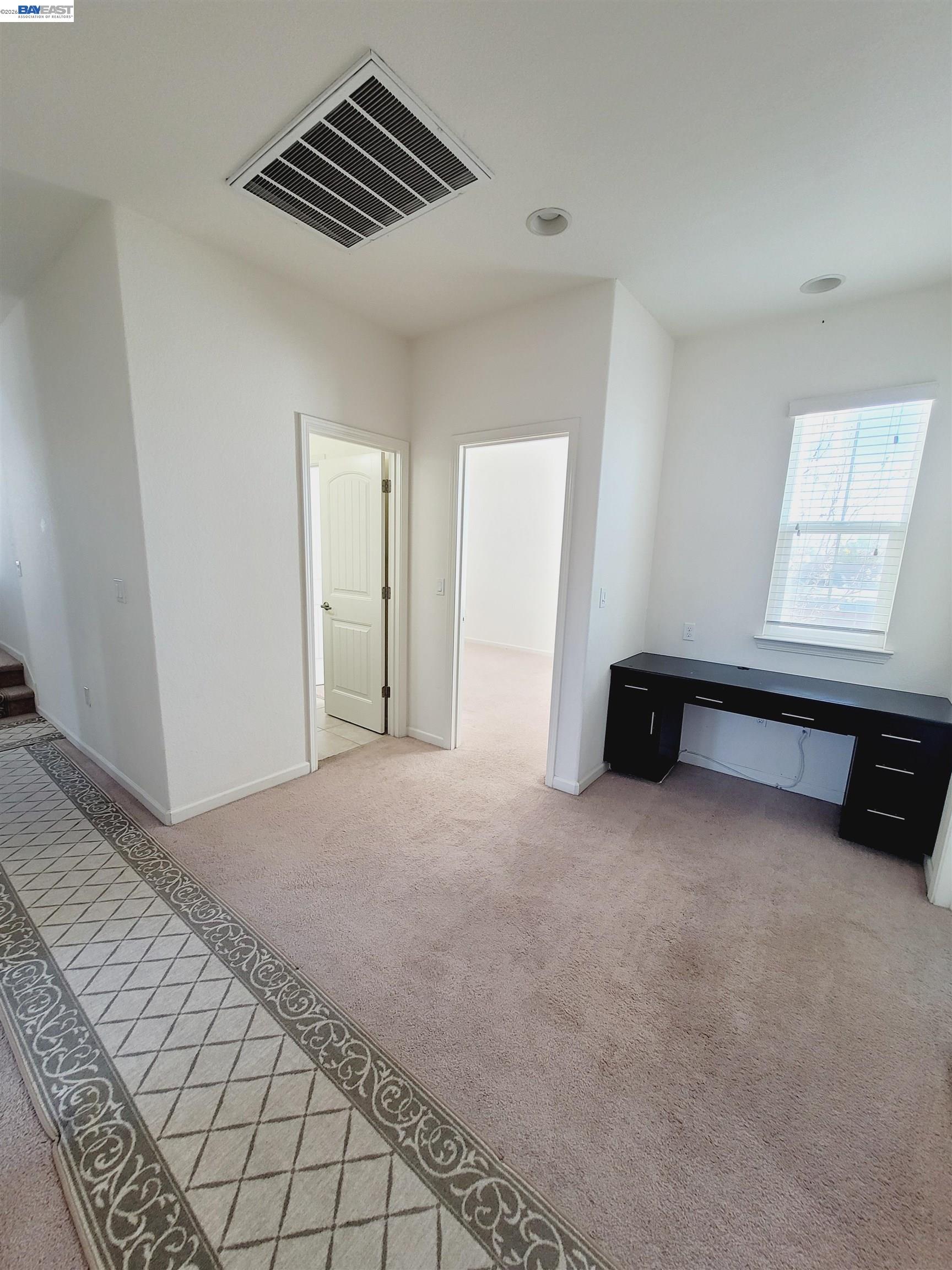 Detail Gallery Image 13 of 31 For 2100 Carrara St, Brentwood,  CA 94513 - 4 Beds | 2/1 Baths