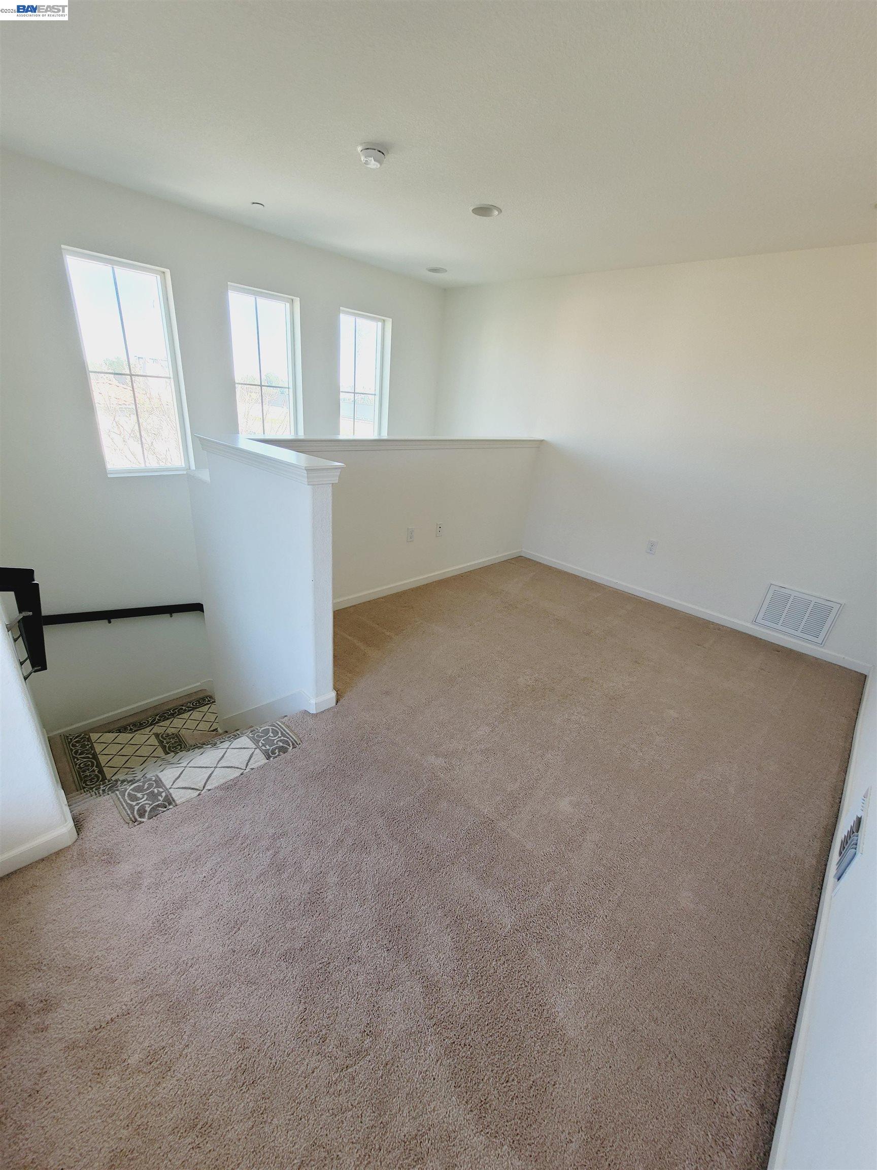 Detail Gallery Image 27 of 31 For 2100 Carrara St, Brentwood,  CA 94513 - 4 Beds | 2/1 Baths