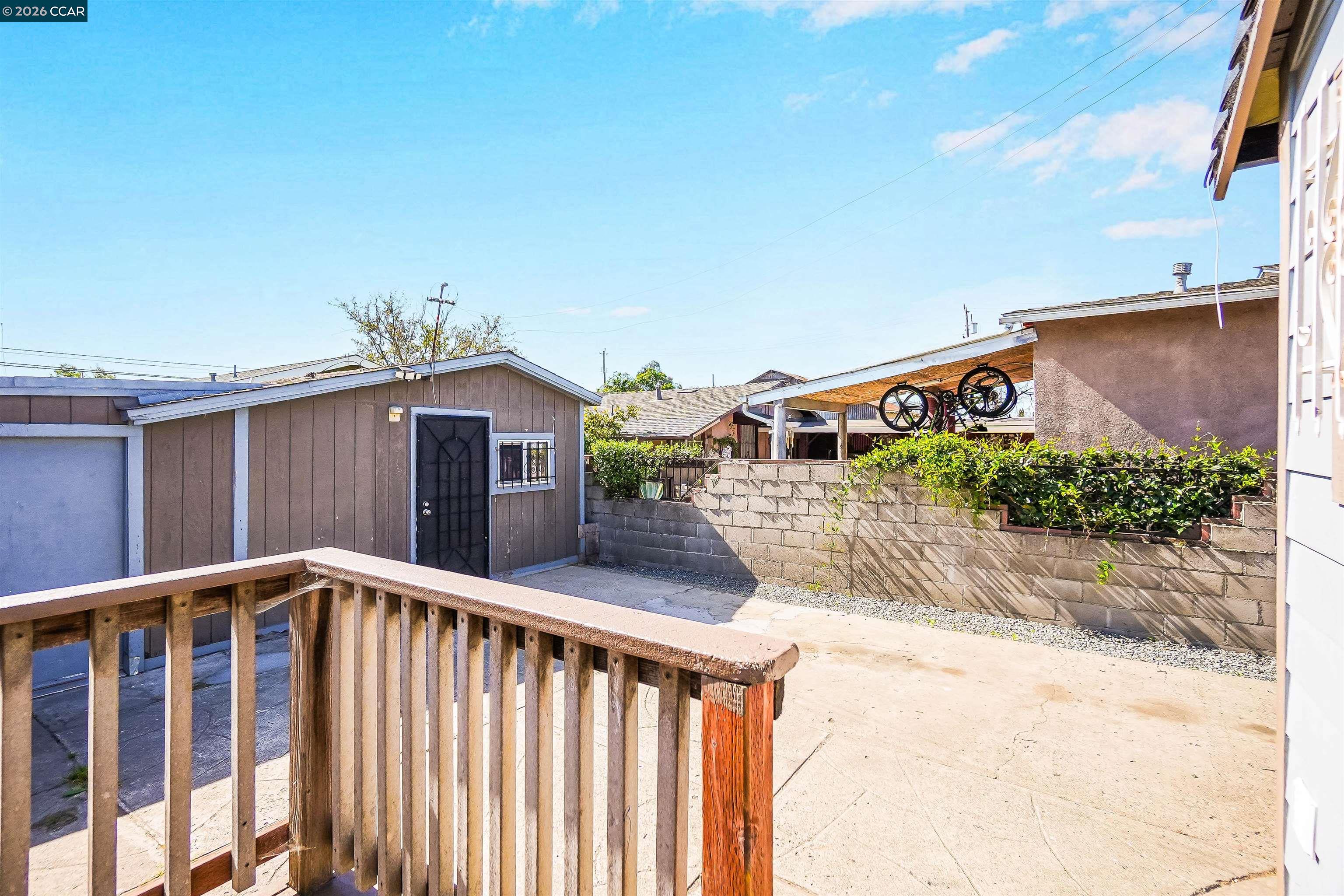 Detail Gallery Image 24 of 43 For 1118 75th Ave, Oakland,  CA 94621 - 2 Beds | 1 Baths