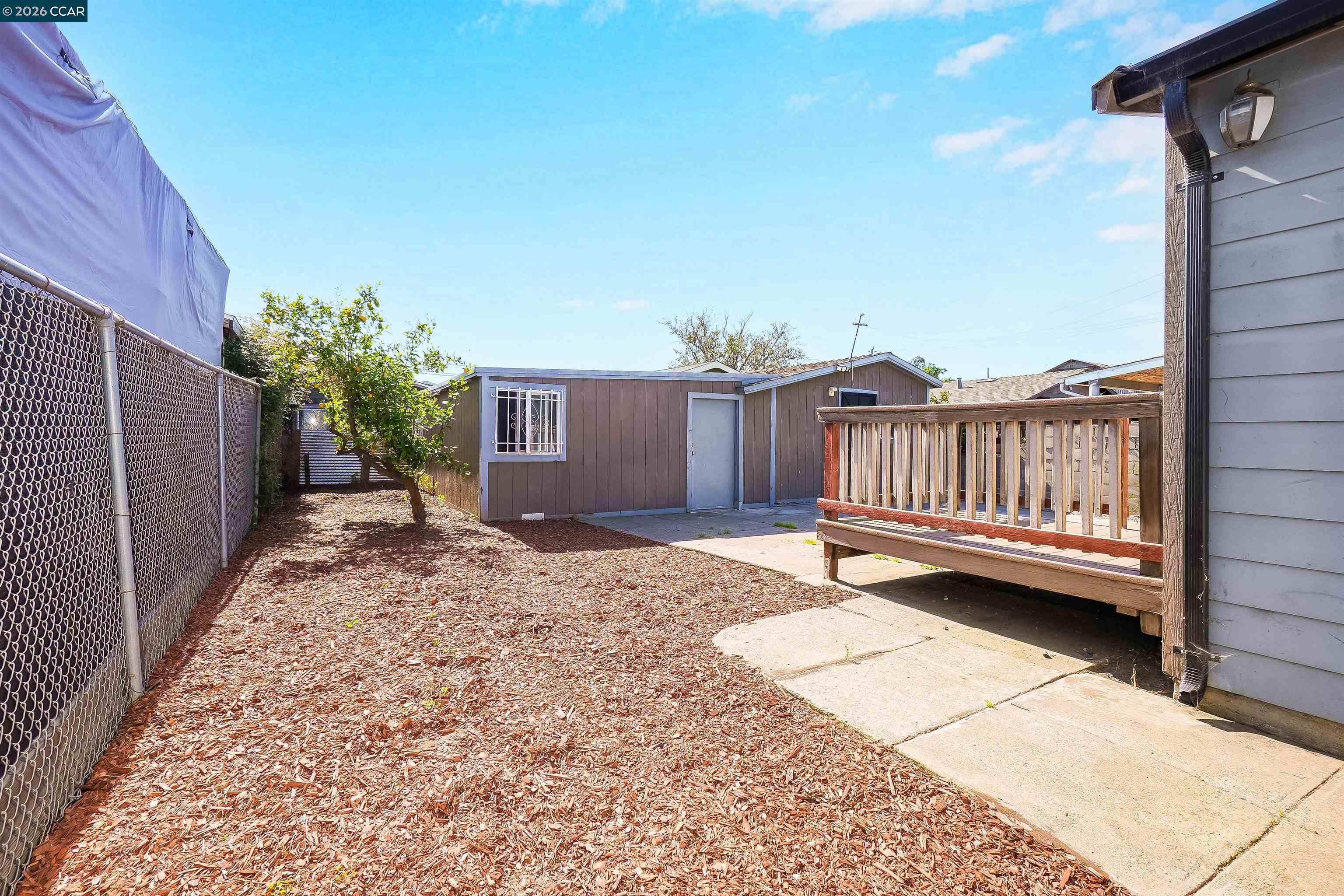 Detail Gallery Image 32 of 43 For 1118 75th Ave, Oakland,  CA 94621 - 2 Beds | 1 Baths