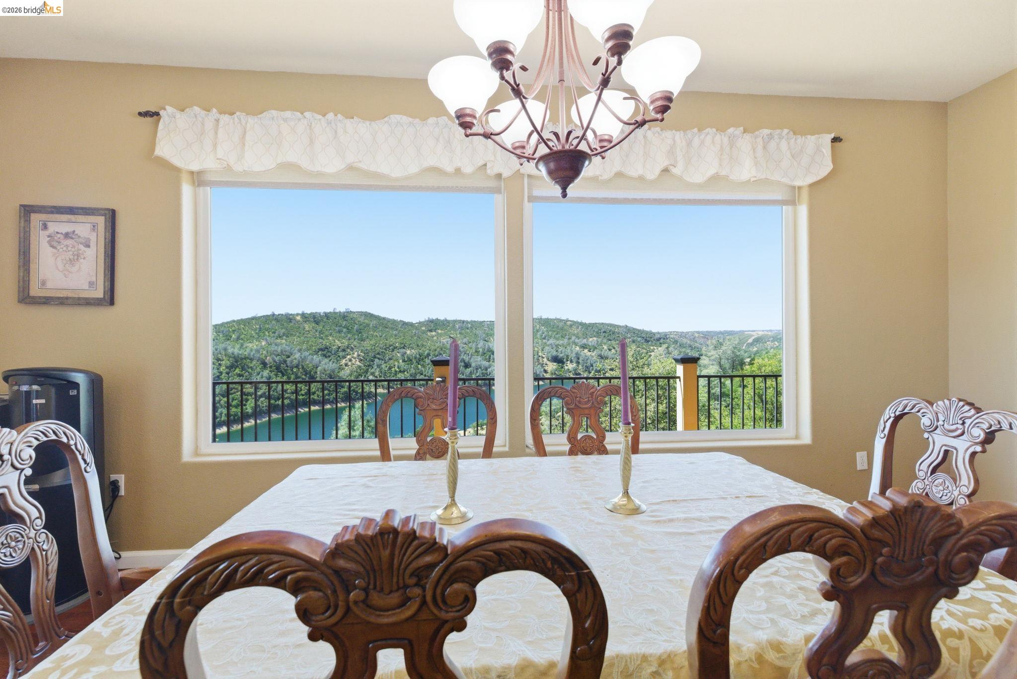 Detail Gallery Image 14 of 66 For 12808 Mammoth Mine Road, Jamestown,  CA 95327 - 4 Beds | 3 Baths