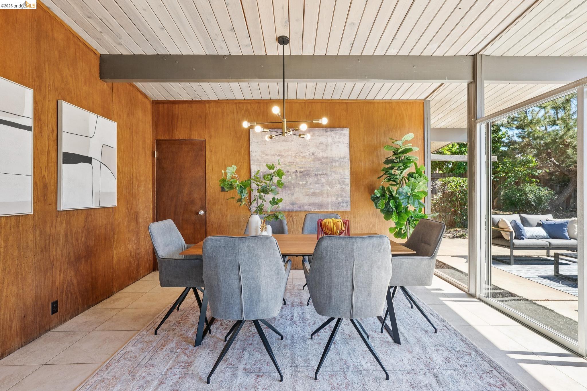 Detail Gallery Image 13 of 60 For 3736 Barrington Dr, Concord,  CA 94518 - 4 Beds | 2 Baths