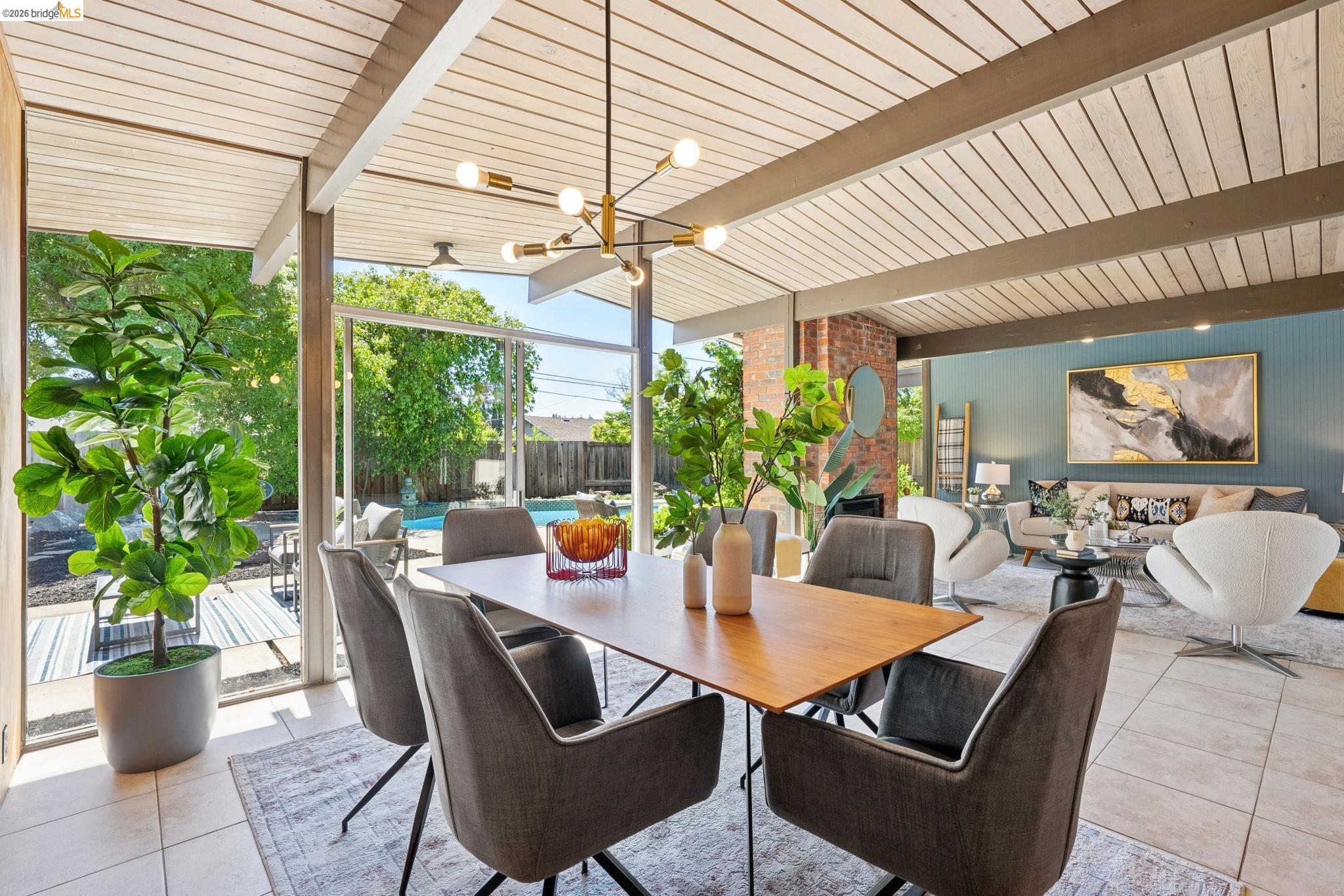 Detail Gallery Image 15 of 60 For 3736 Barrington Dr, Concord,  CA 94518 - 4 Beds | 2 Baths