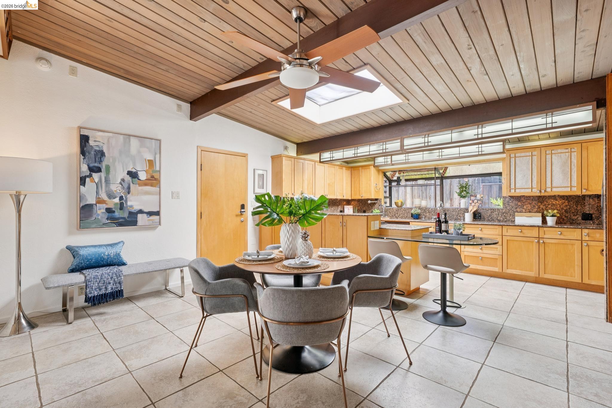 Detail Gallery Image 16 of 60 For 3736 Barrington Dr, Concord,  CA 94518 - 4 Beds | 2 Baths