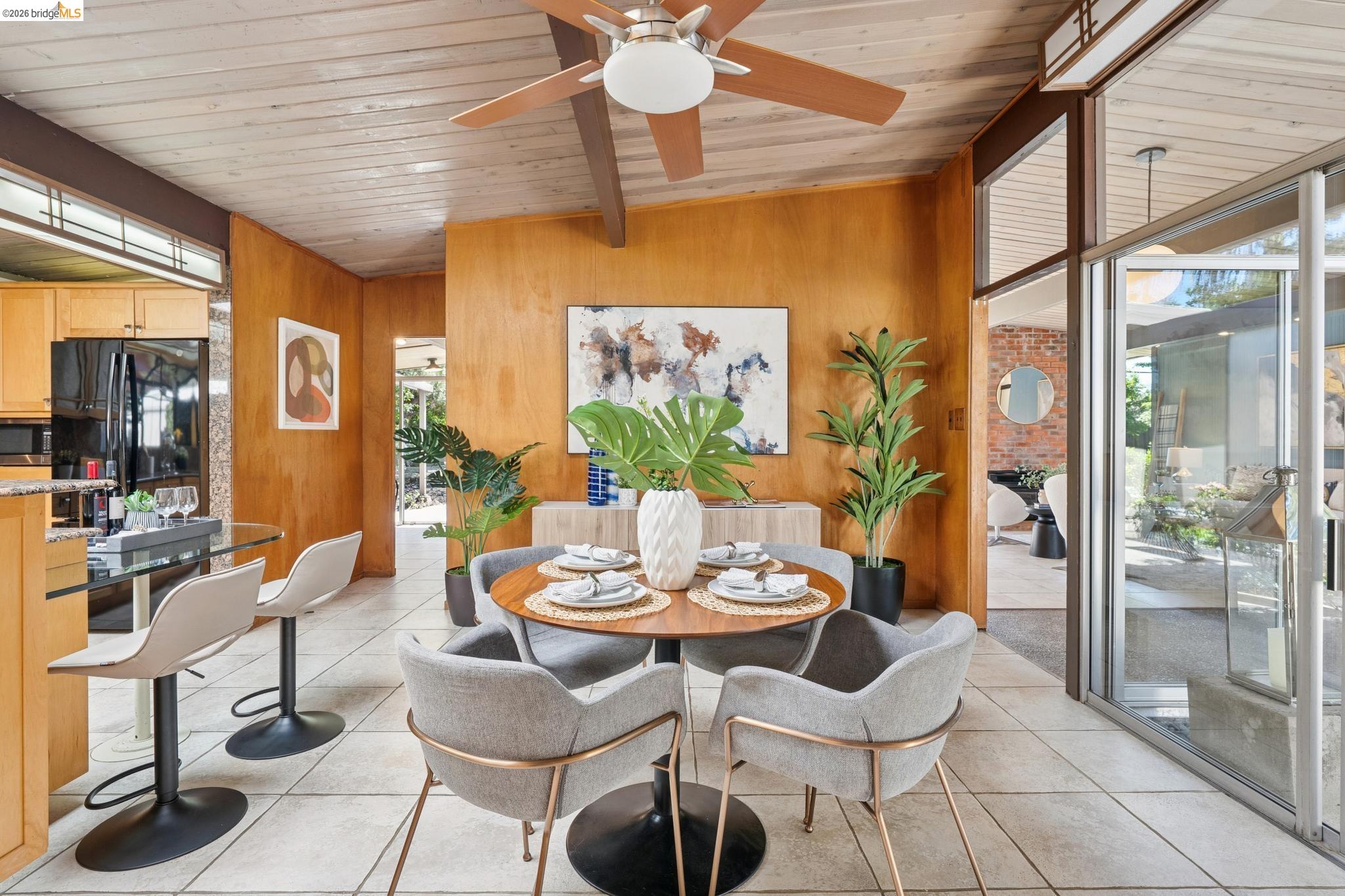 Detail Gallery Image 17 of 60 For 3736 Barrington Dr, Concord,  CA 94518 - 4 Beds | 2 Baths