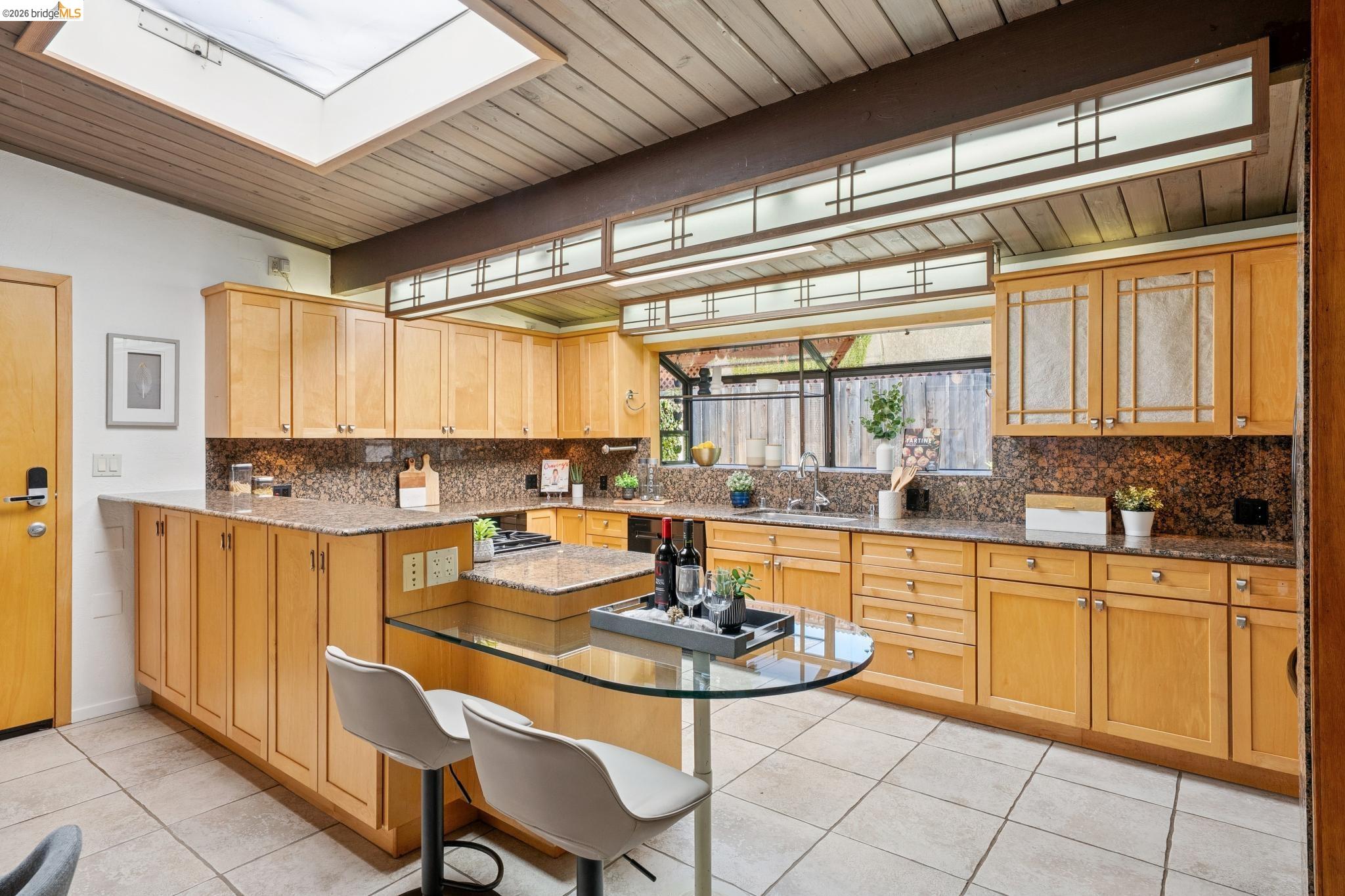 Detail Gallery Image 19 of 60 For 3736 Barrington Dr, Concord,  CA 94518 - 4 Beds | 2 Baths