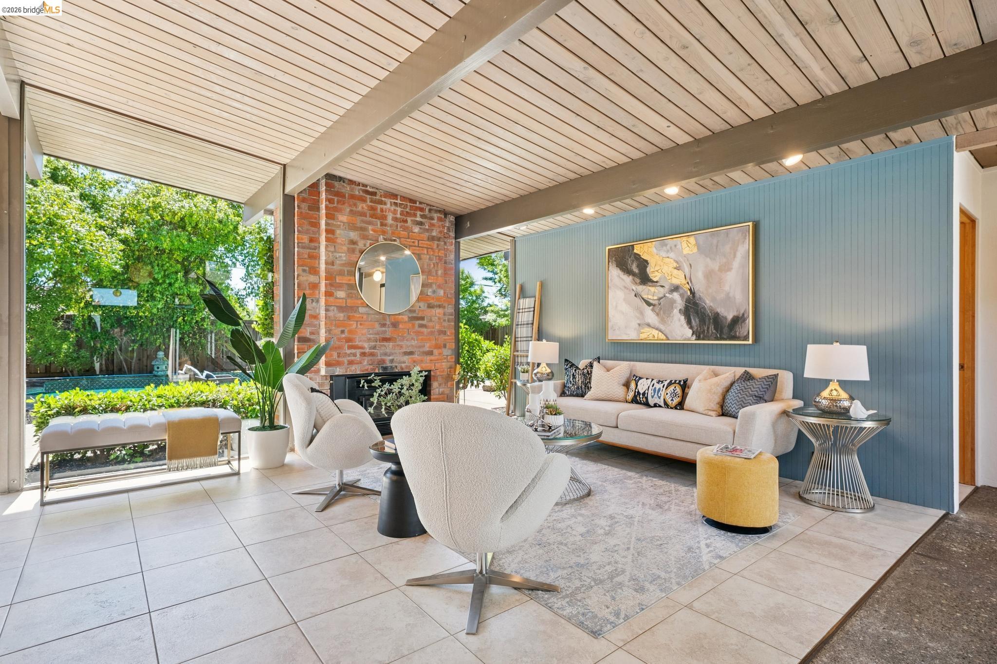 Detail Gallery Image 8 of 60 For 3736 Barrington Dr, Concord,  CA 94518 - 4 Beds | 2 Baths