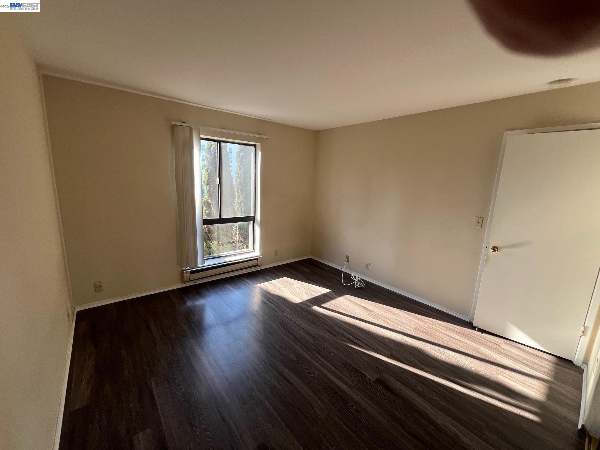 Detail Gallery Image 7 of 23 For 16006 E 14th St #213,  –,  CA 94578 - 2 Beds | 1 Baths