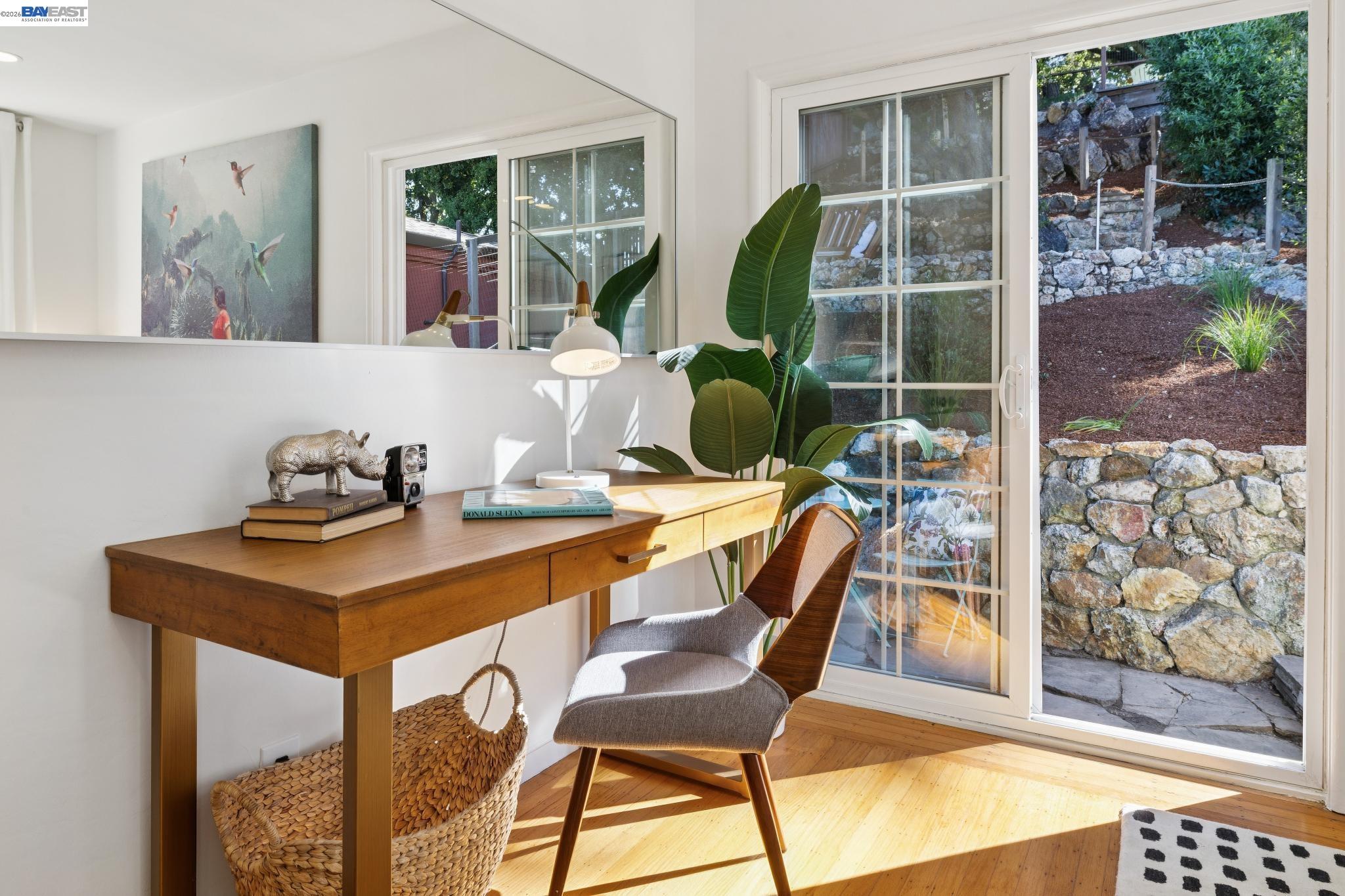 Detail Gallery Image 21 of 42 For 777 Cragmont Avenue, Berkeley,  CA 94708 - 2 Beds | 2/1 Baths