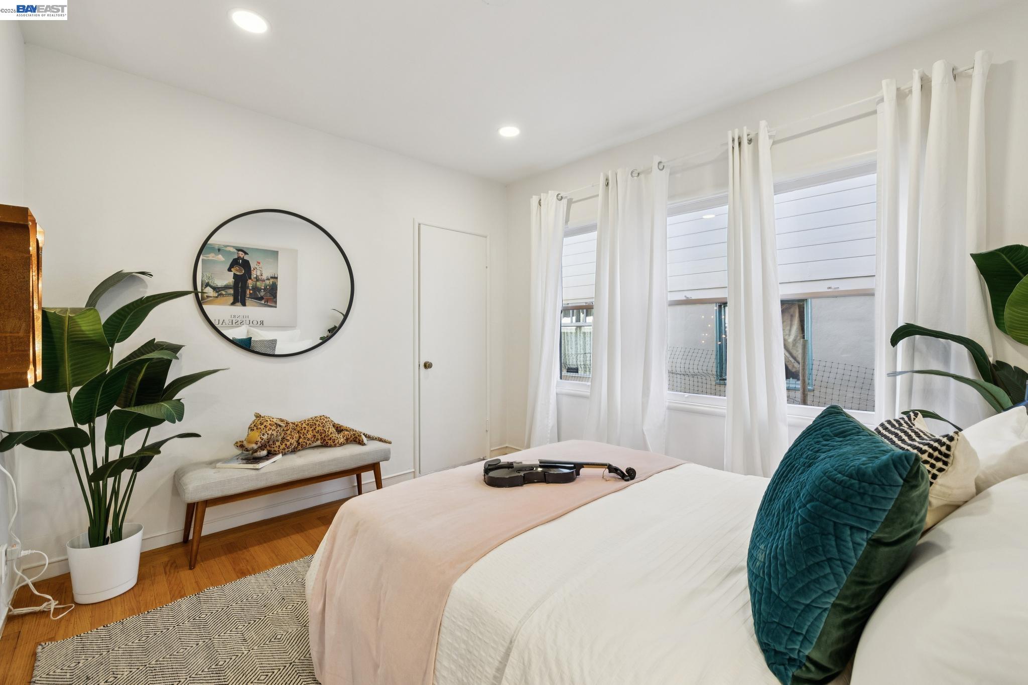 Detail Gallery Image 27 of 42 For 777 Cragmont Avenue, Berkeley,  CA 94708 - 2 Beds | 2/1 Baths