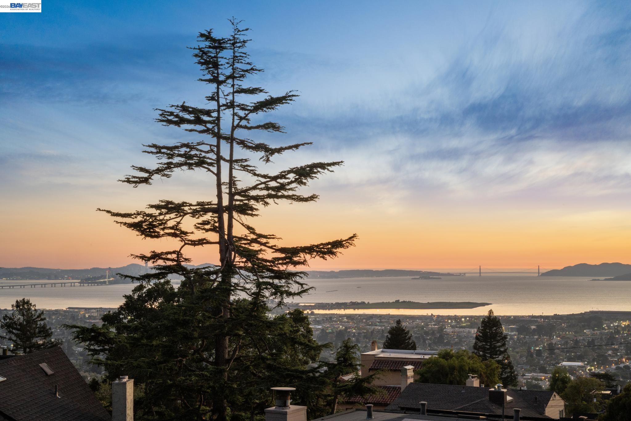 Detail Gallery Image 38 of 42 For 777 Cragmont Avenue, Berkeley,  CA 94708 - 2 Beds | 2/1 Baths