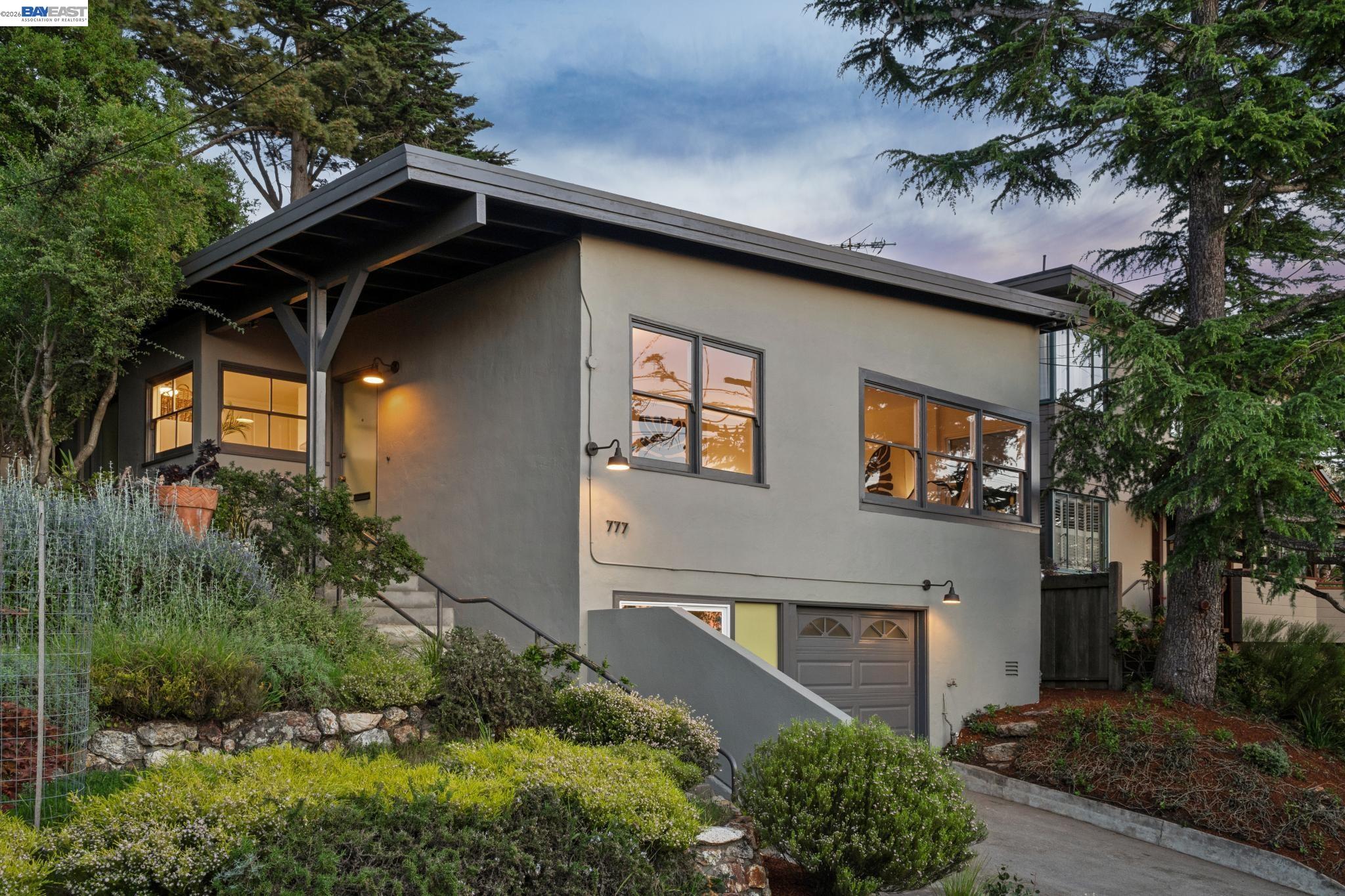 Detail Gallery Image 41 of 42 For 777 Cragmont Avenue, Berkeley,  CA 94708 - 2 Beds | 2/1 Baths