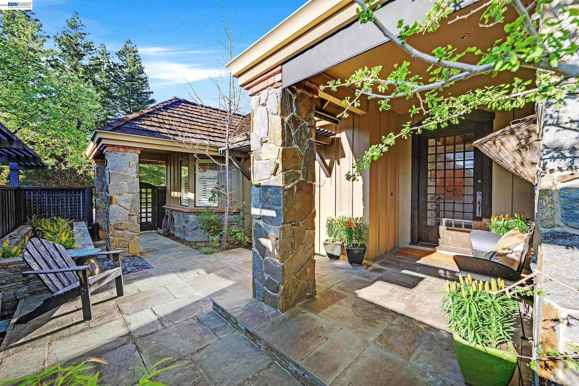 Detail Gallery Image 9 of 60 For 159 Golden Ridge Rd, Alamo,  CA 94507 - 3 Beds | 2/1 Baths