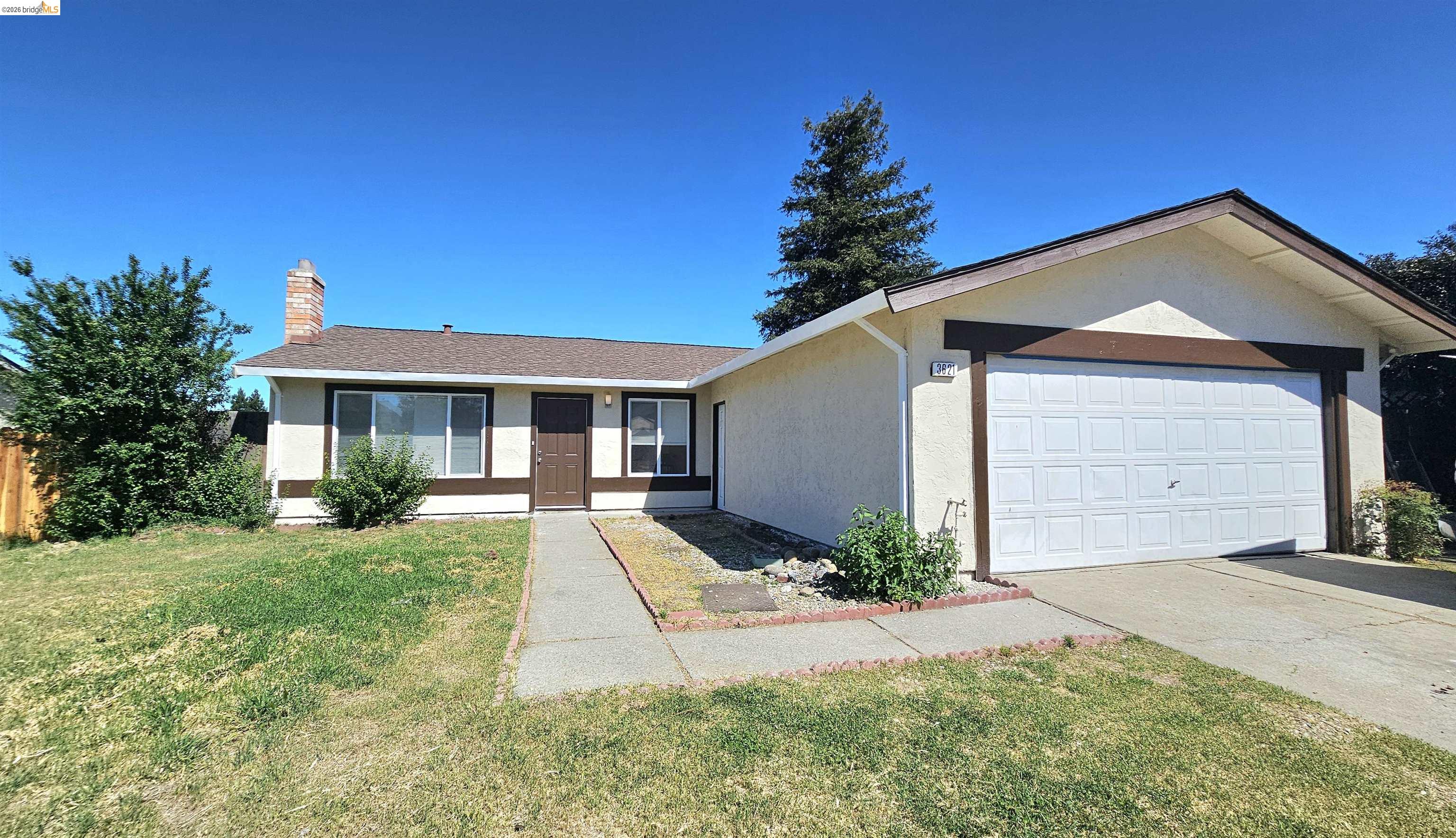 Detail Gallery Image 2 of 23 For 3621 Dimaggio Way, Antioch,  CA 94509 - 3 Beds | 2 Baths