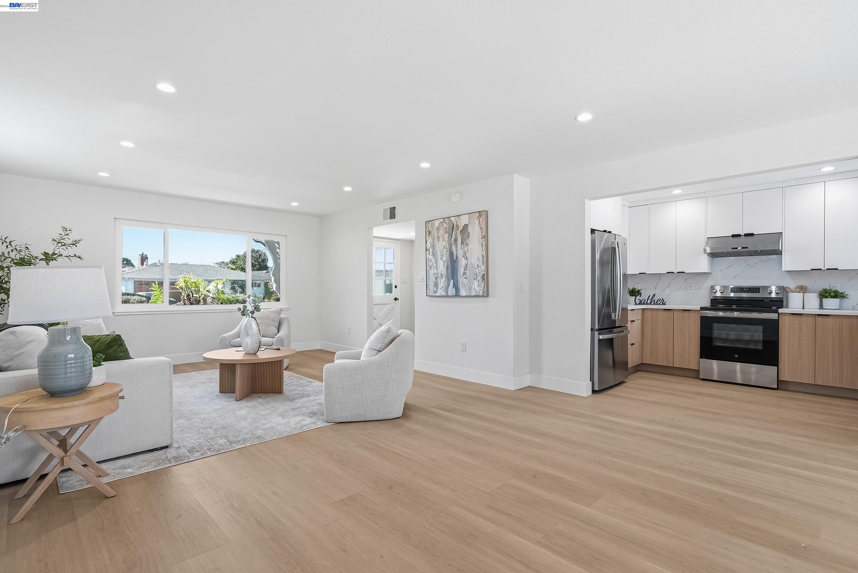 Detail Gallery Image 11 of 41 For 3221 Llano St, San Mateo,  CA 94403 - 4 Beds | 2 Baths