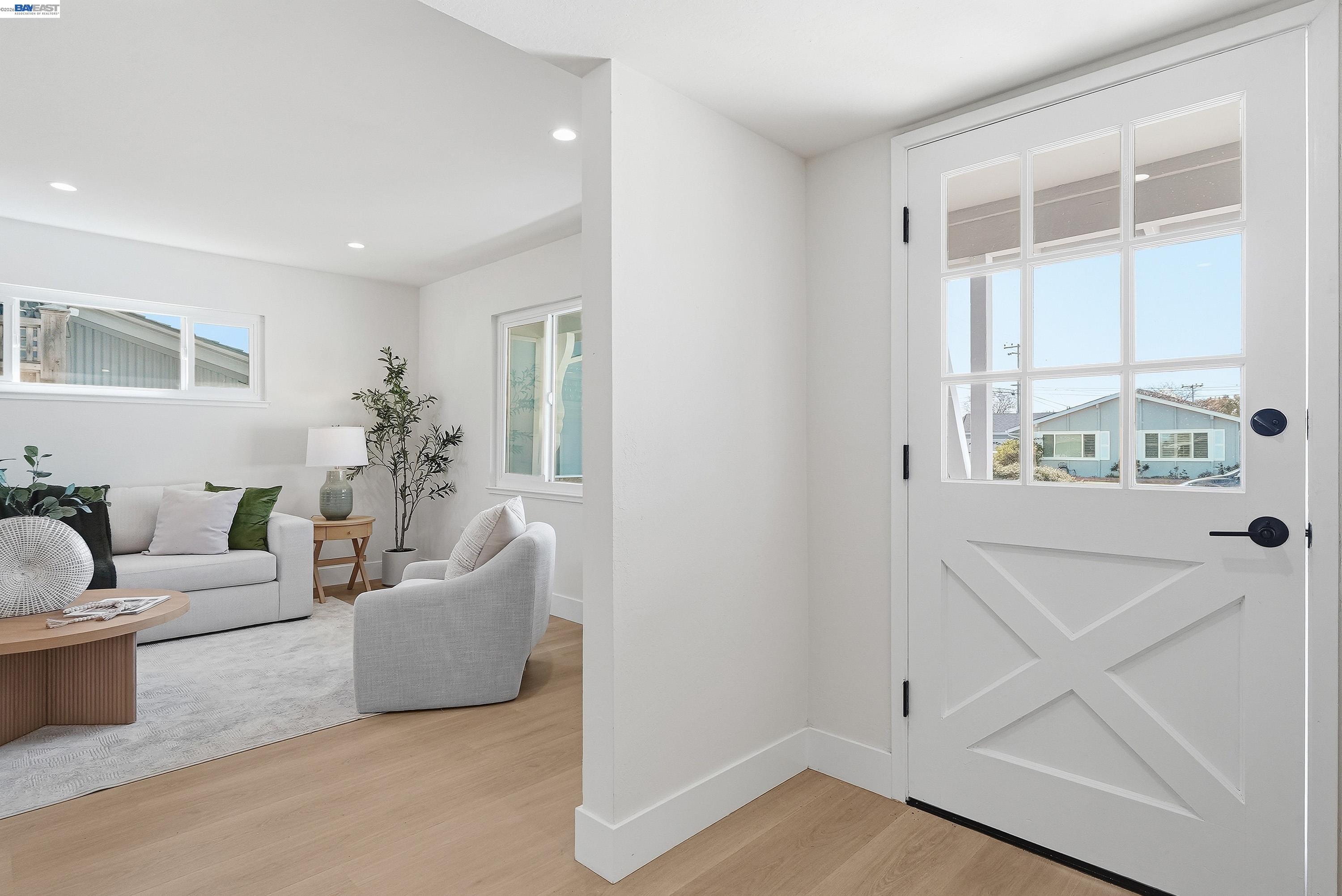 Detail Gallery Image 15 of 41 For 3221 Llano St, San Mateo,  CA 94403 - 4 Beds | 2 Baths