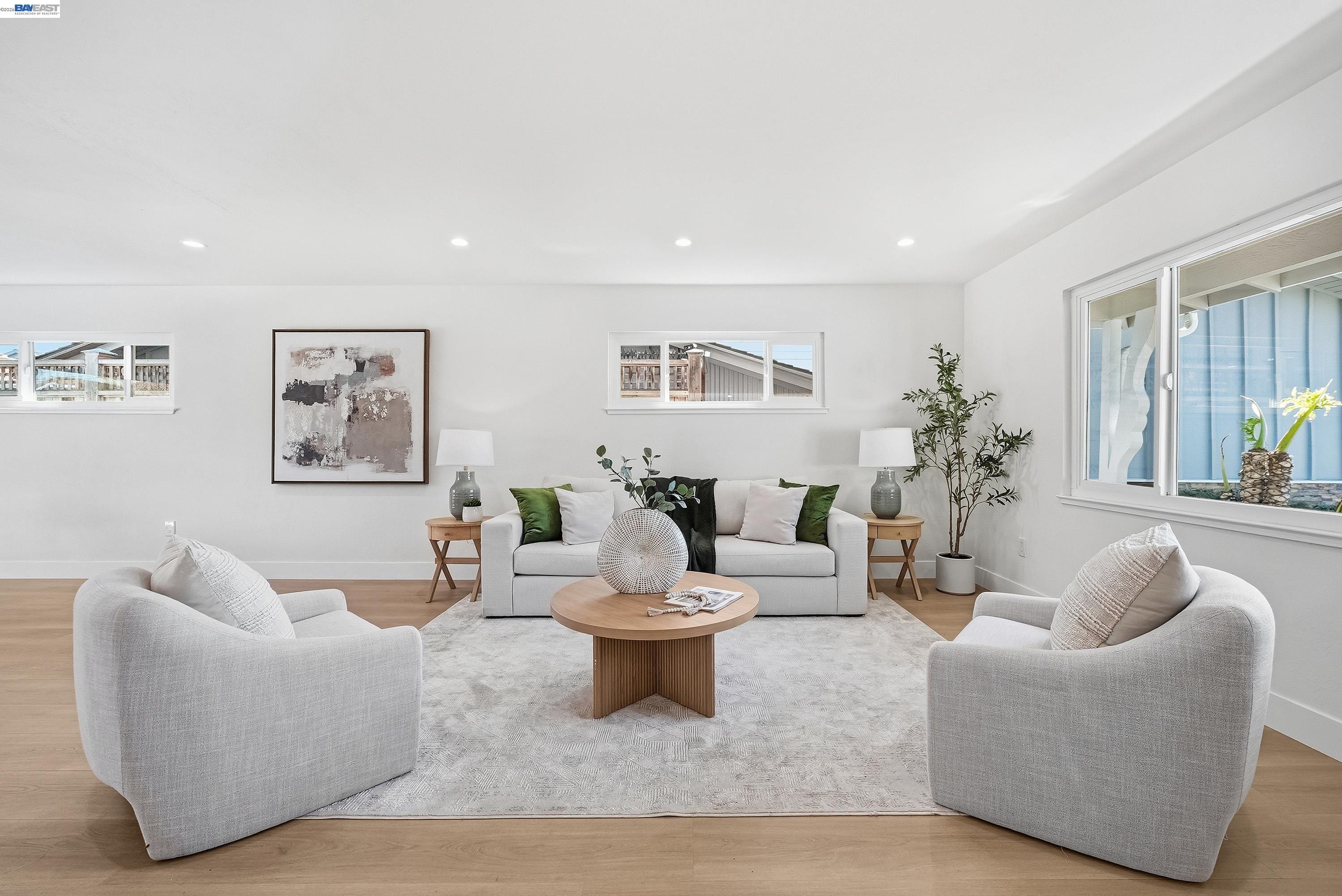 Detail Gallery Image 3 of 41 For 3221 Llano St, San Mateo,  CA 94403 - 4 Beds | 2 Baths