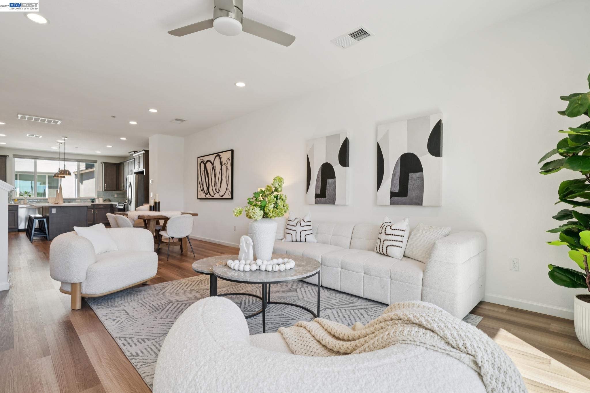 Photo #10: 41128432 Listing: Photo #10