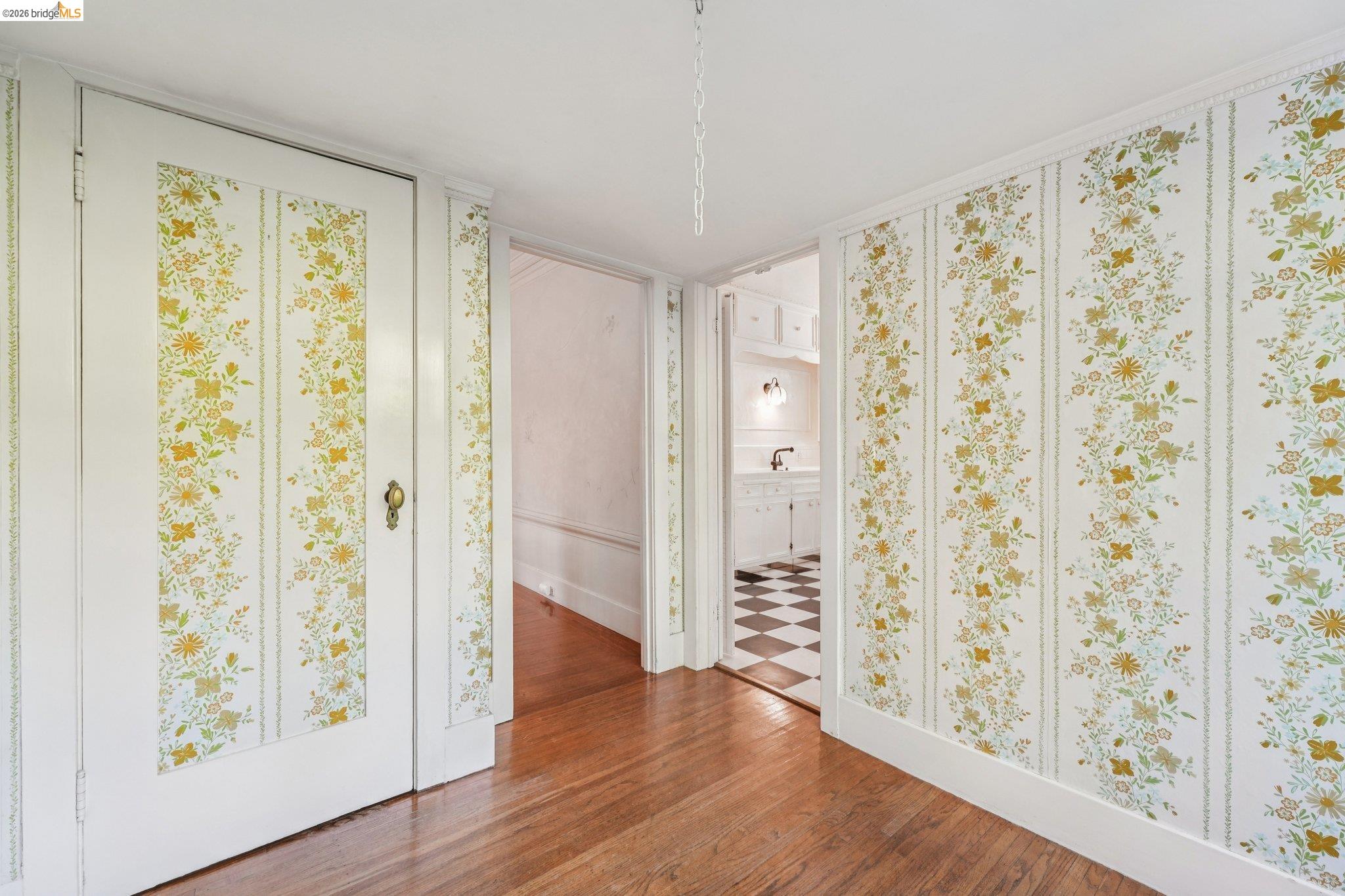 Detail Gallery Image 20 of 49 For 618 Boulevard Way, Piedmont,  CA 94610 - 4 Beds | 1 Baths