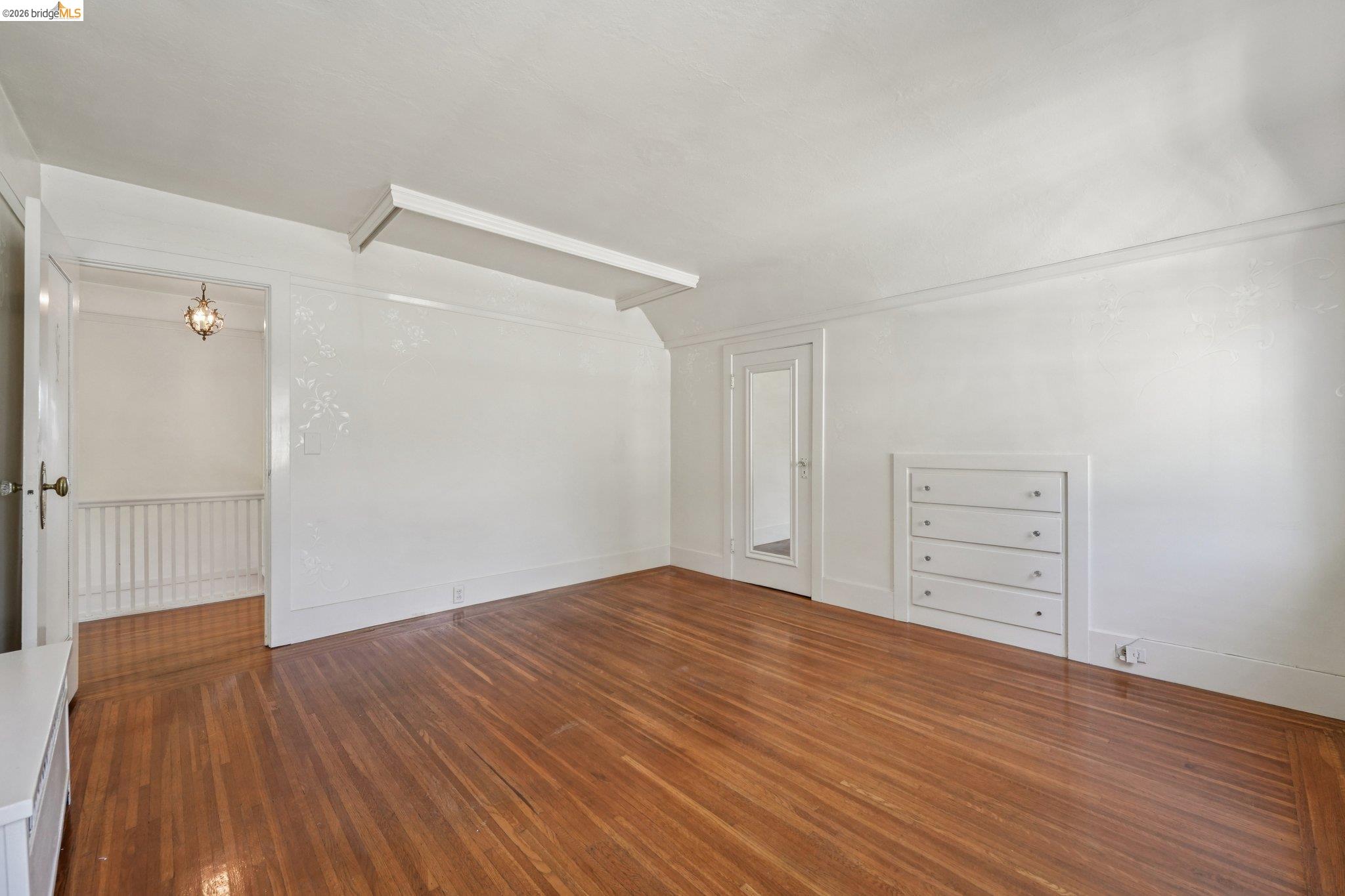 Detail Gallery Image 33 of 49 For 618 Boulevard Way, Piedmont,  CA 94610 - 4 Beds | 1 Baths