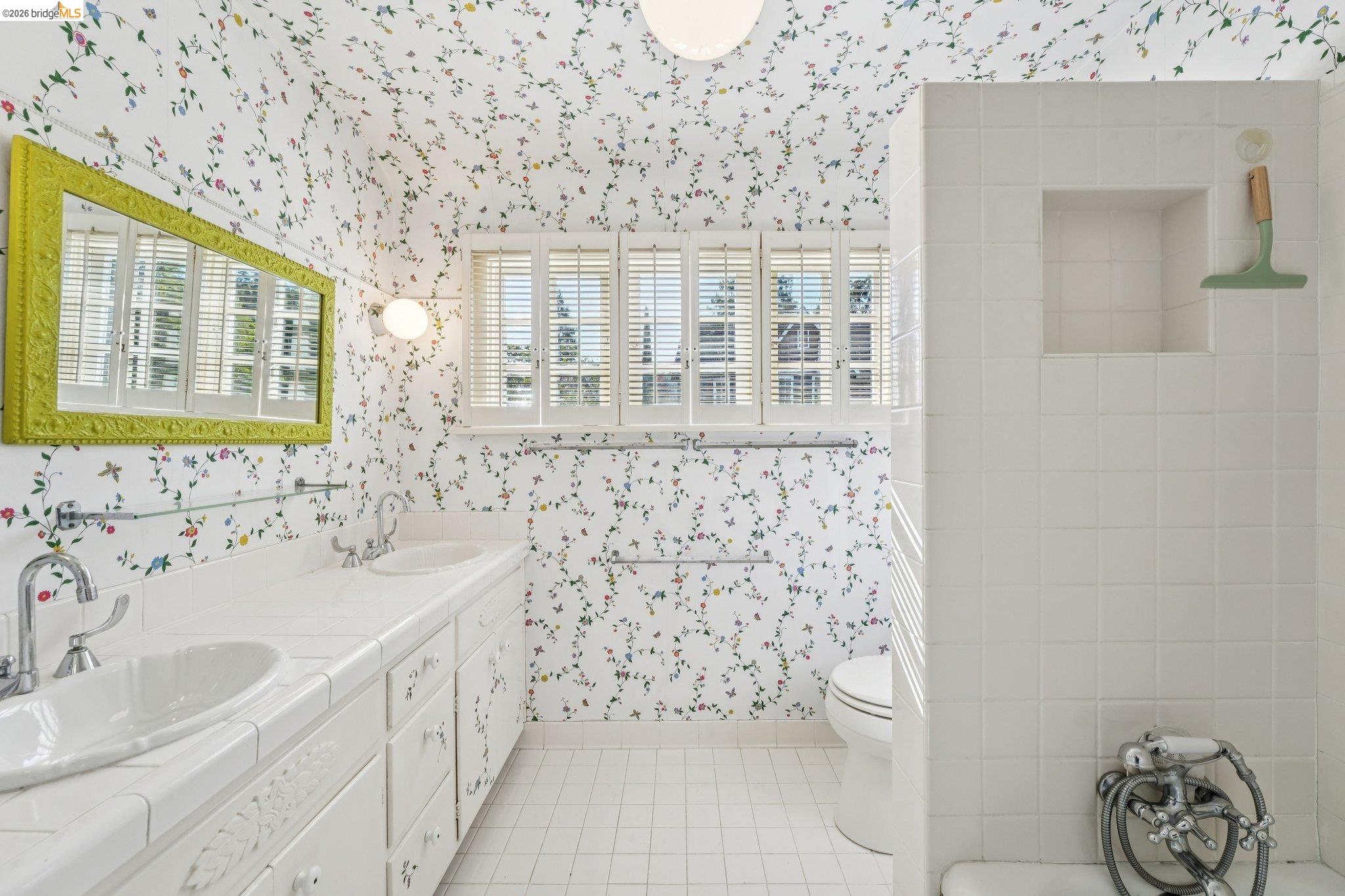 Detail Gallery Image 35 of 49 For 618 Boulevard Way, Piedmont,  CA 94610 - 4 Beds | 1 Baths