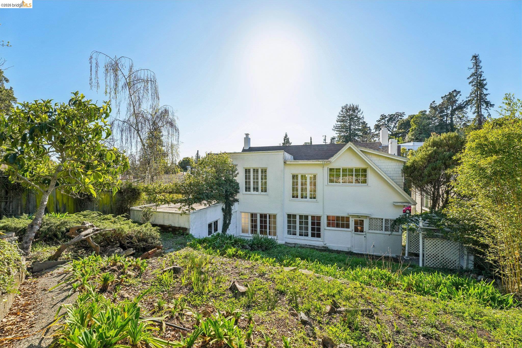 Detail Gallery Image 38 of 49 For 618 Boulevard Way, Piedmont,  CA 94610 - 4 Beds | 1 Baths