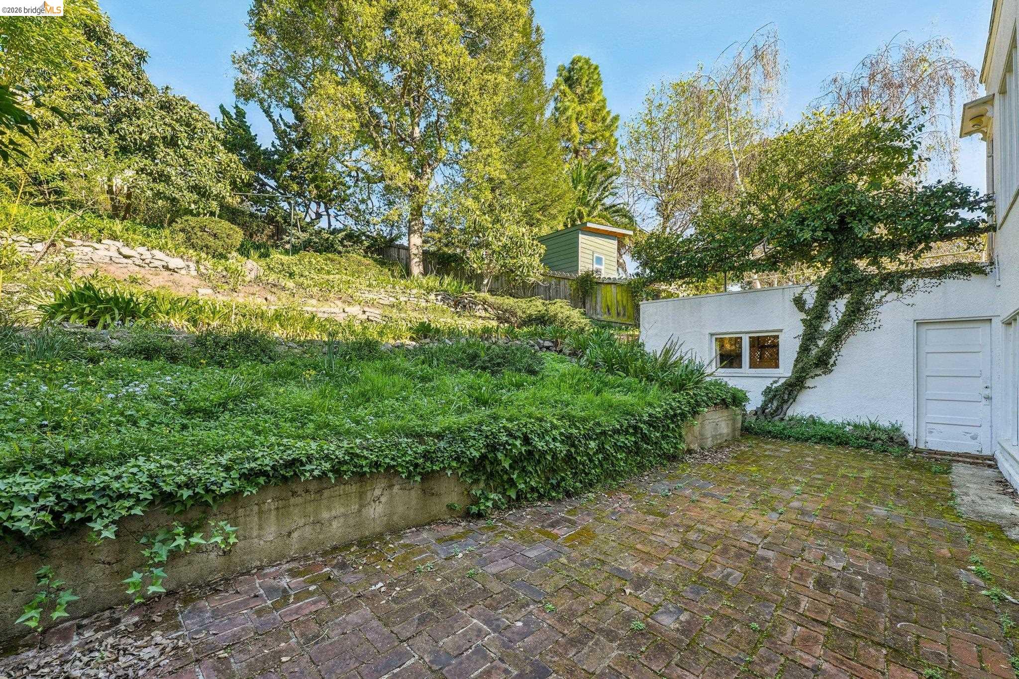 Detail Gallery Image 39 of 49 For 618 Boulevard Way, Piedmont,  CA 94610 - 4 Beds | 1 Baths