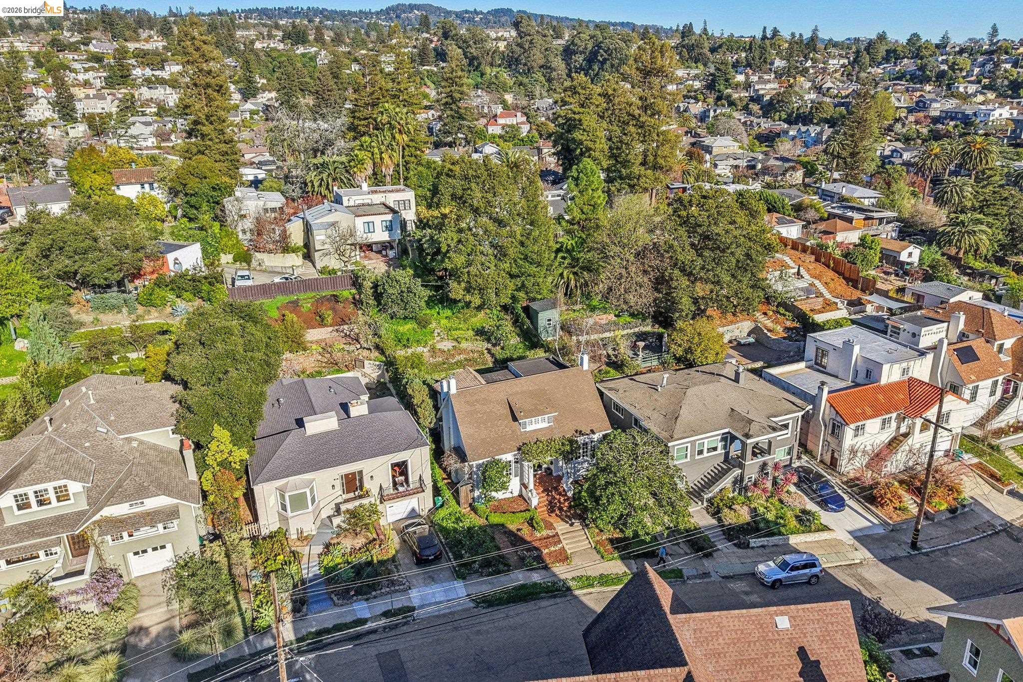 Detail Gallery Image 46 of 49 For 618 Boulevard Way, Piedmont,  CA 94610 - 4 Beds | 1 Baths