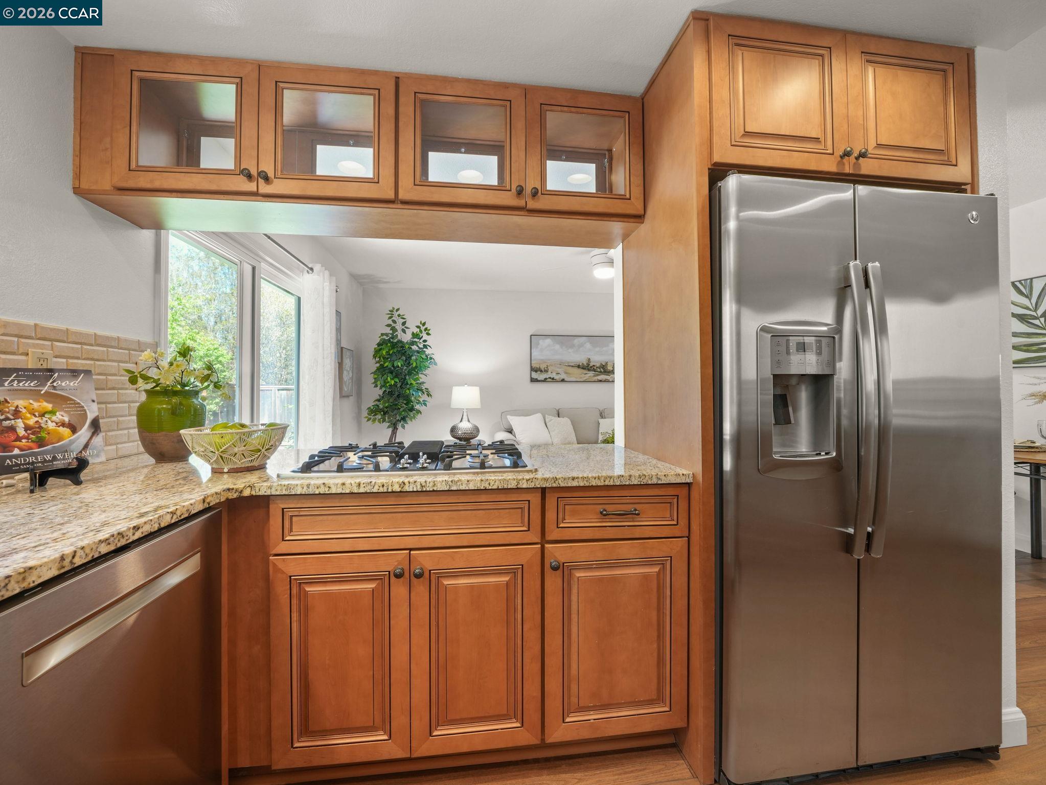 Detail Gallery Image 13 of 35 For 5021 Murchio Dr, Concord,  CA 94521 - 3 Beds | 2 Baths