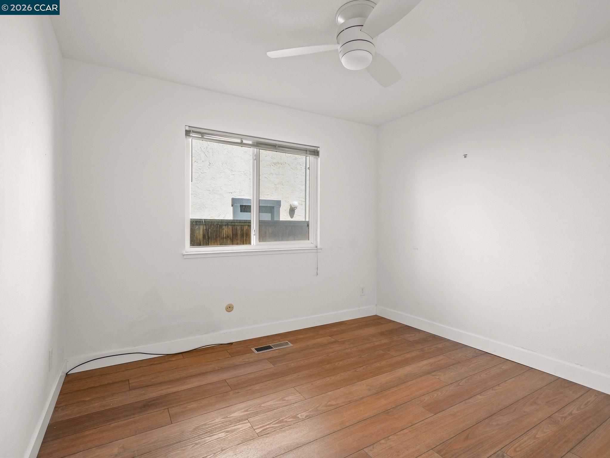 Detail Gallery Image 21 of 35 For 5021 Murchio Dr, Concord,  CA 94521 - 3 Beds | 2 Baths