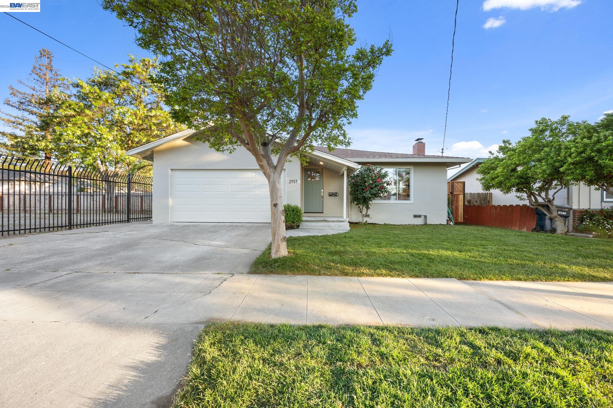1727 Sutter St, Livermore, CA, 94551